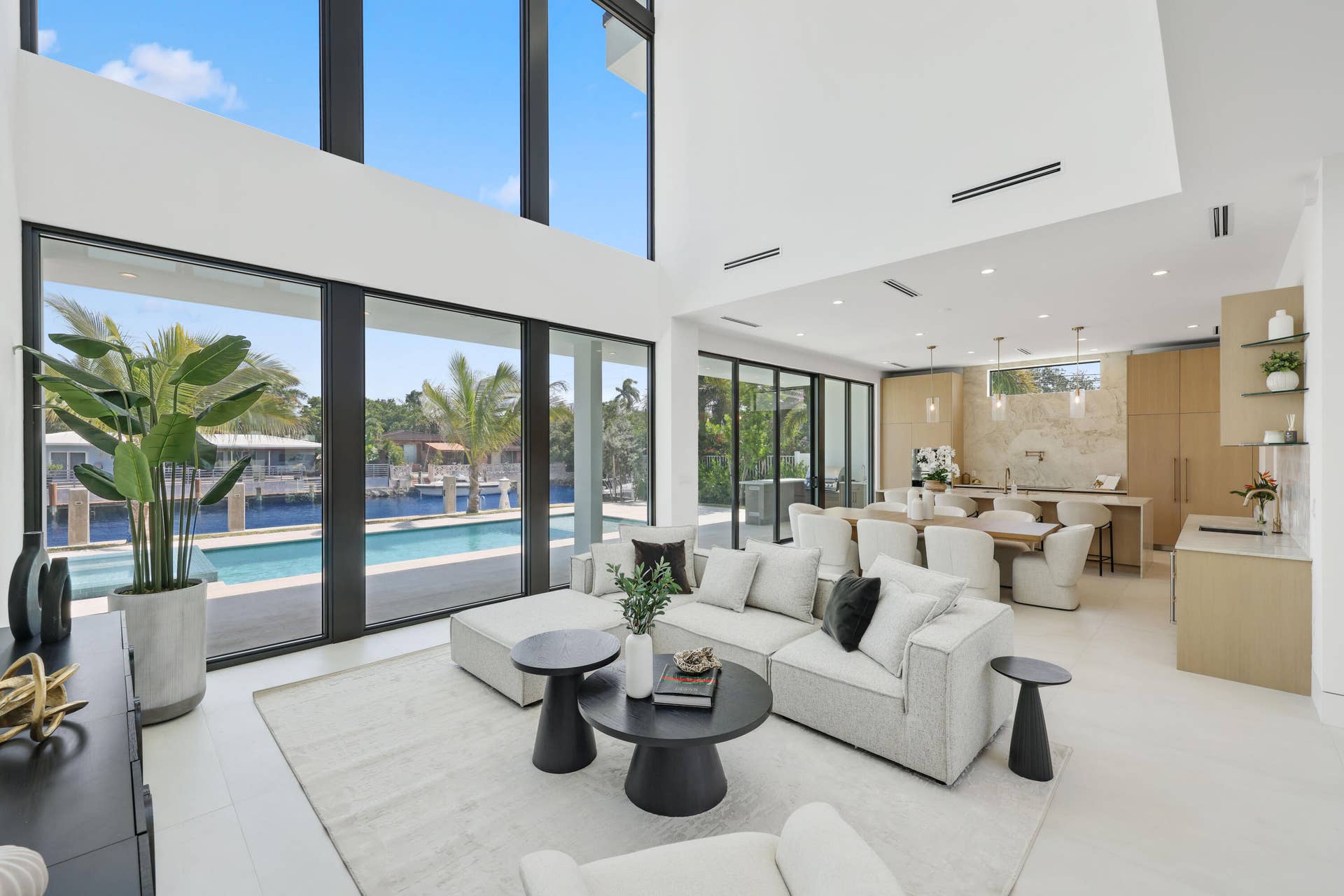 2612 NE 4TH Street, Pompano Beach, FL 33062 2612 Northeast 4th St - 12.jpg-FULL