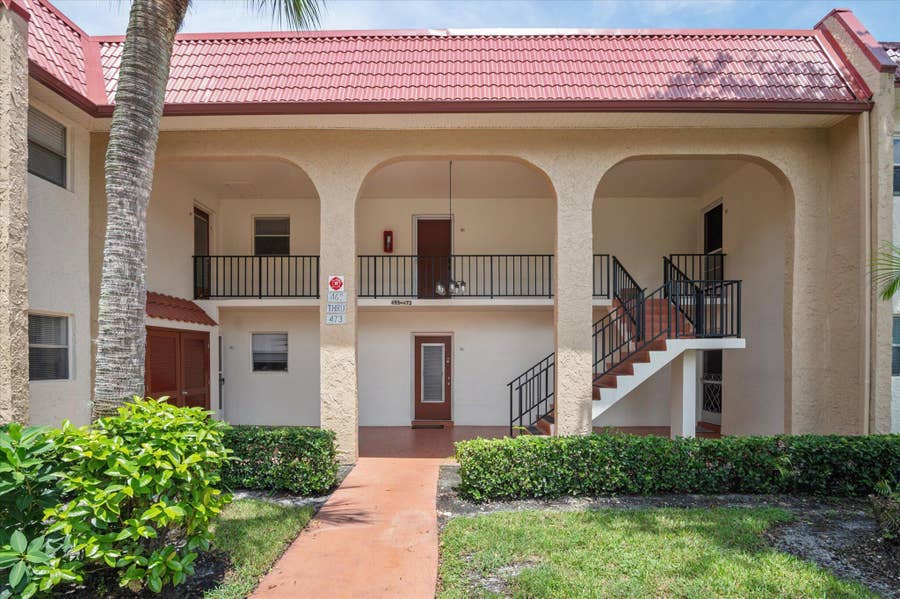 Property photo for 473 Lake Frances Drive, West Palm Beach, FL