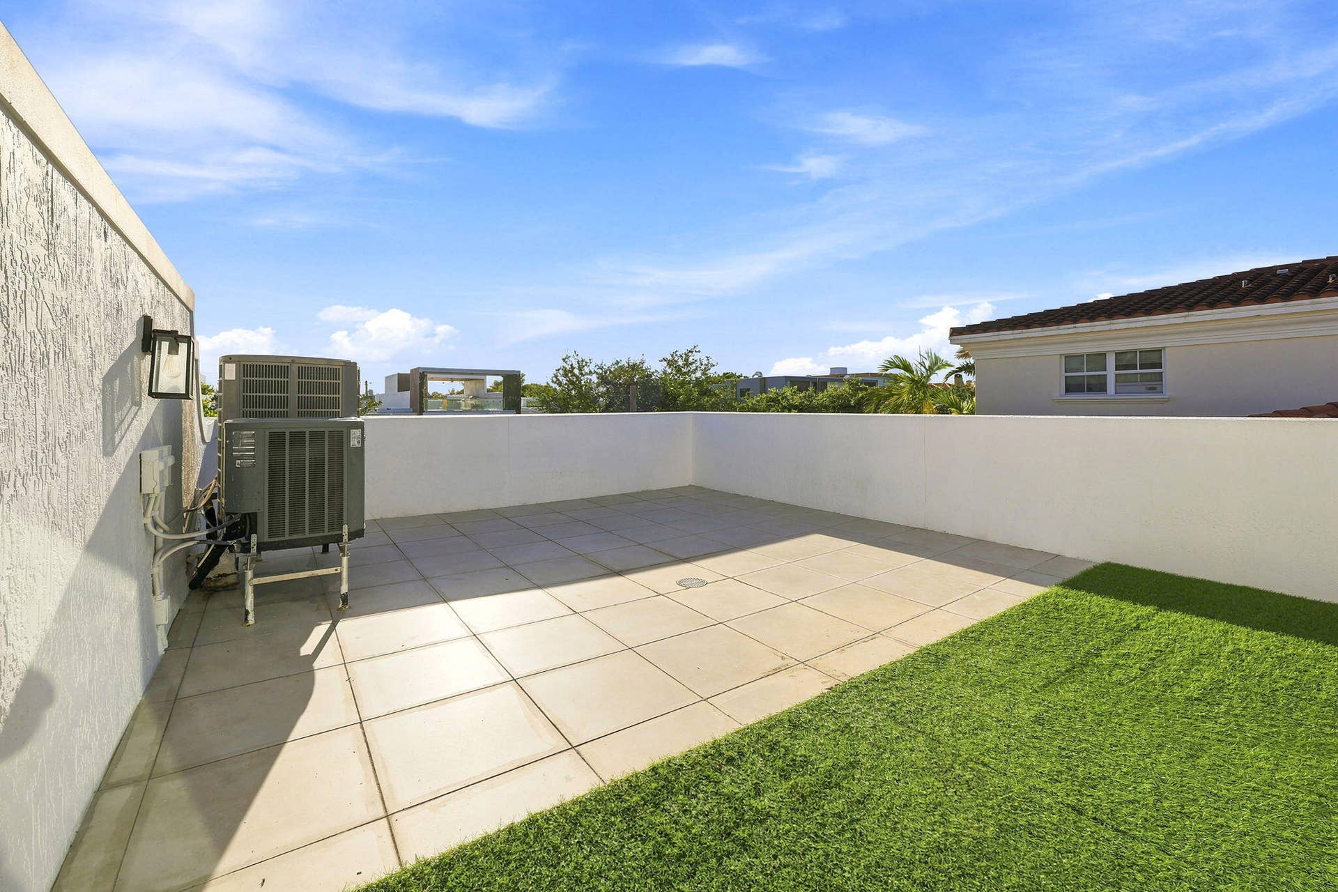 1812 NE 26th Avenue, Fort Lauderdale, FL 33305 26