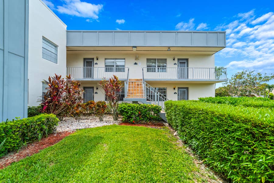 Property photo for 552 NORMANDY L Lane, #l, Delray Beach, FL