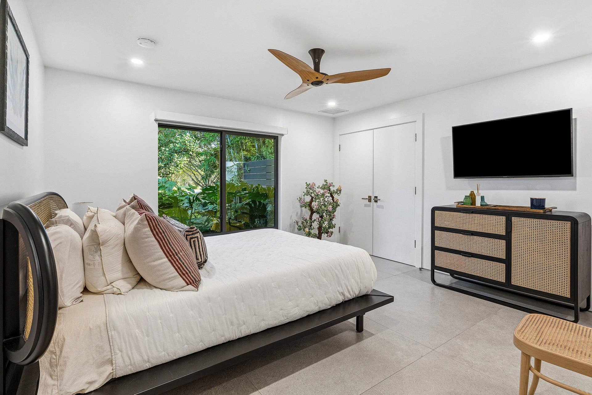 18660 LONG LAKE Drive, Boca Raton, FL 33496 18660 Long Lake Dr