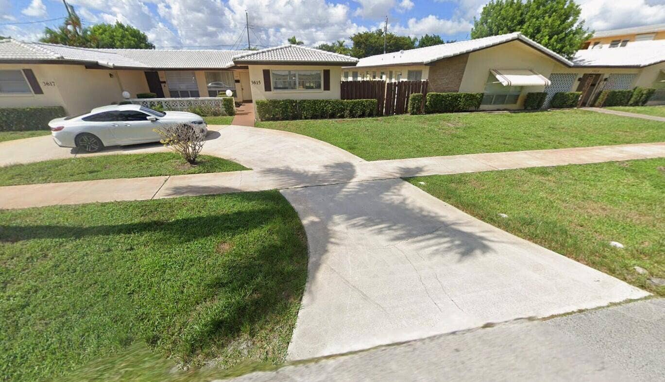 3615 Polk Street, Hollywood, FL 33021 Front