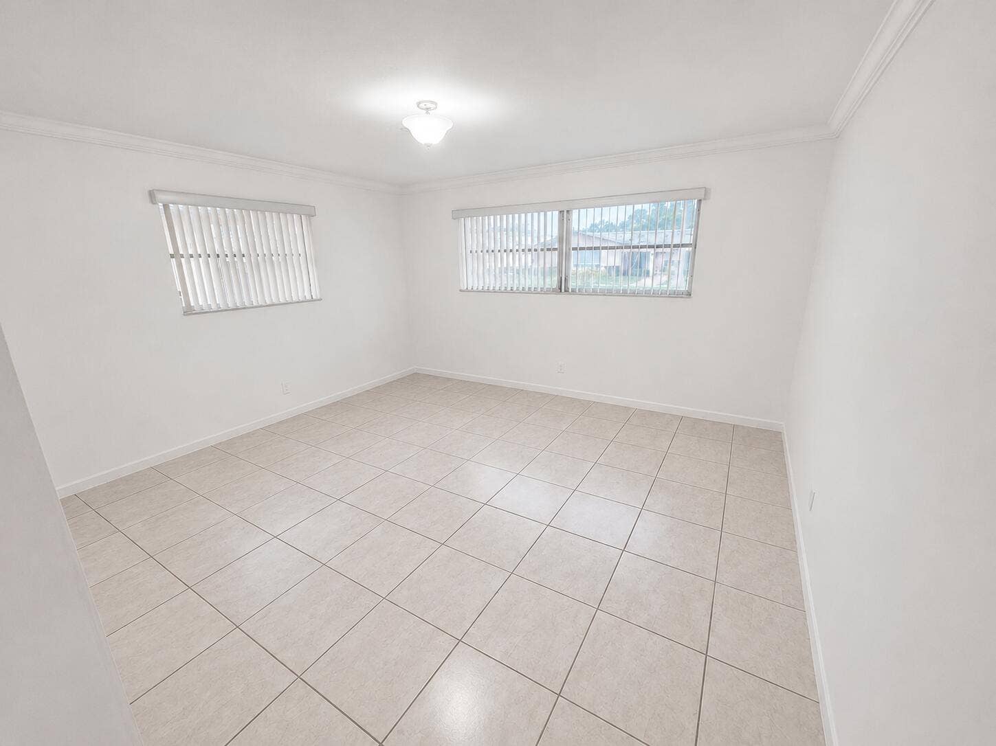 3615 Polk Street, Hollywood, FL 33021 863f3295-fbe3-4707-a4bf-4f2c098b30f5