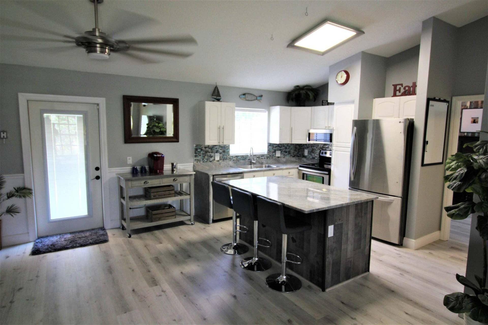 147 NW 10th Avenue, Delray Beach, FL 33444 147 kitchen 2