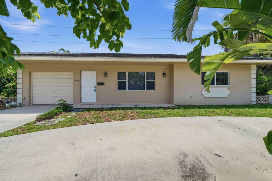 Property photo for 1256 SW 9th Avenue, Boca Raton, FL