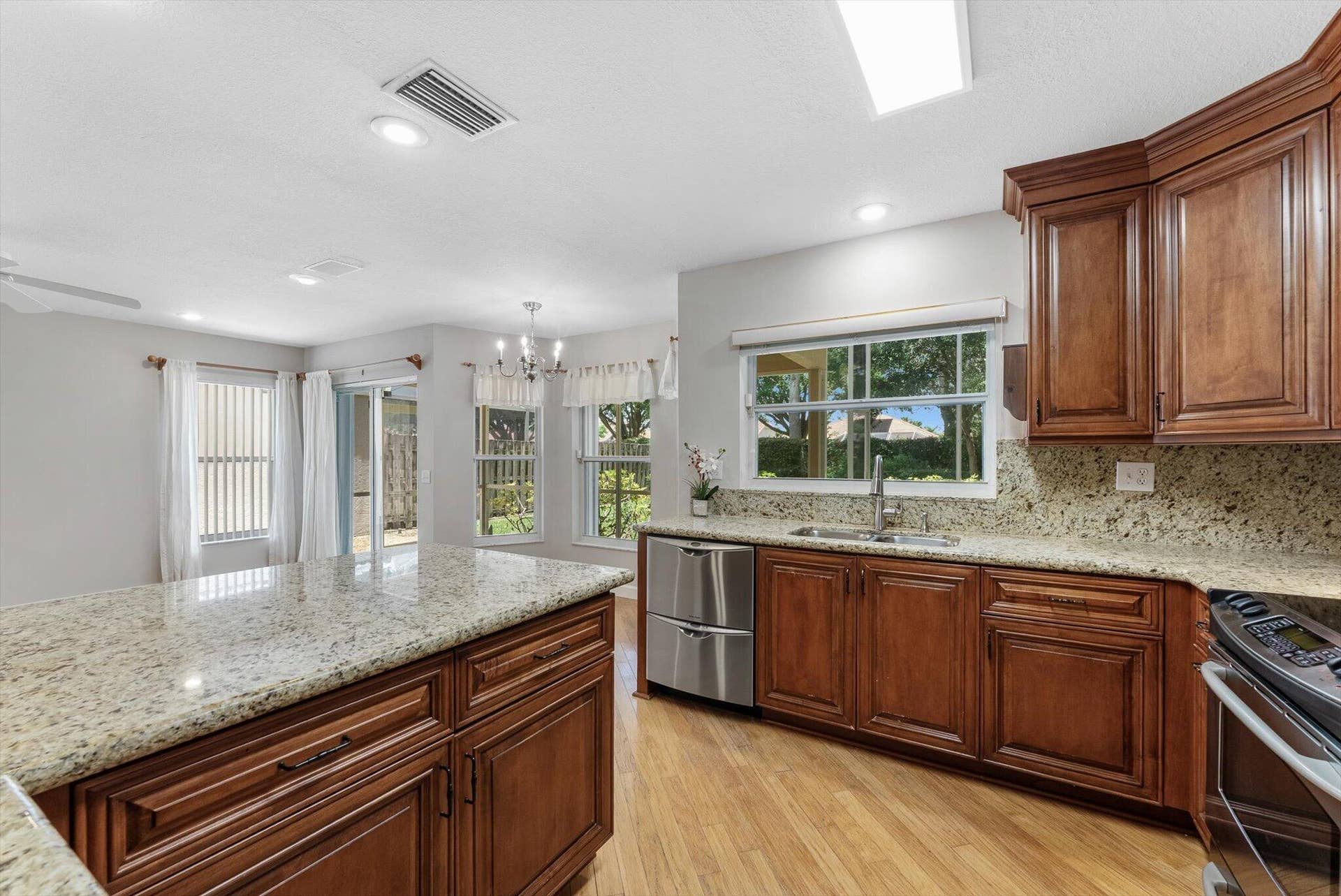 10796 Crescendo Circle, Boca Raton, FL 33498 16-16