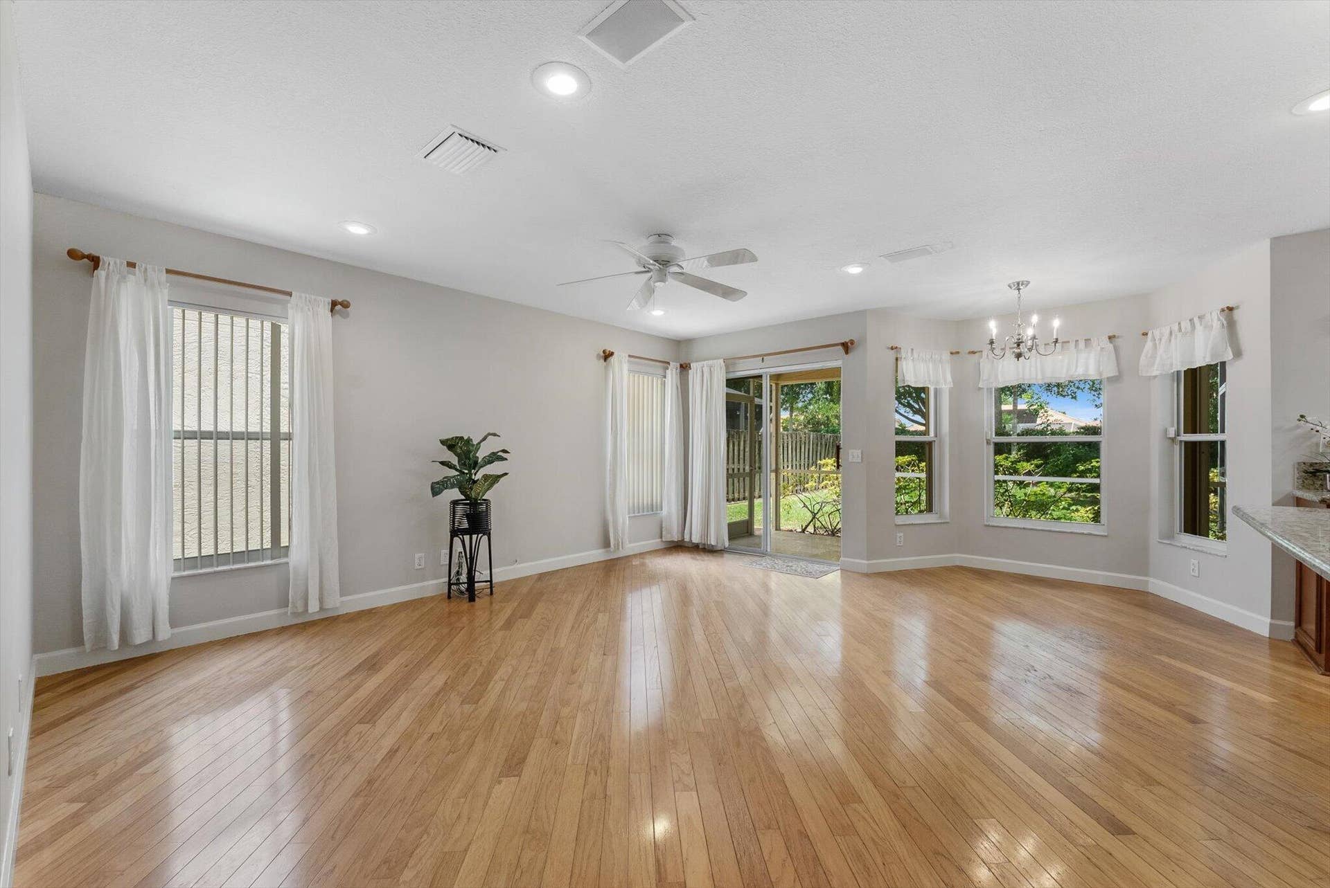 10796 Crescendo Circle, Boca Raton, FL 33498 09-9
