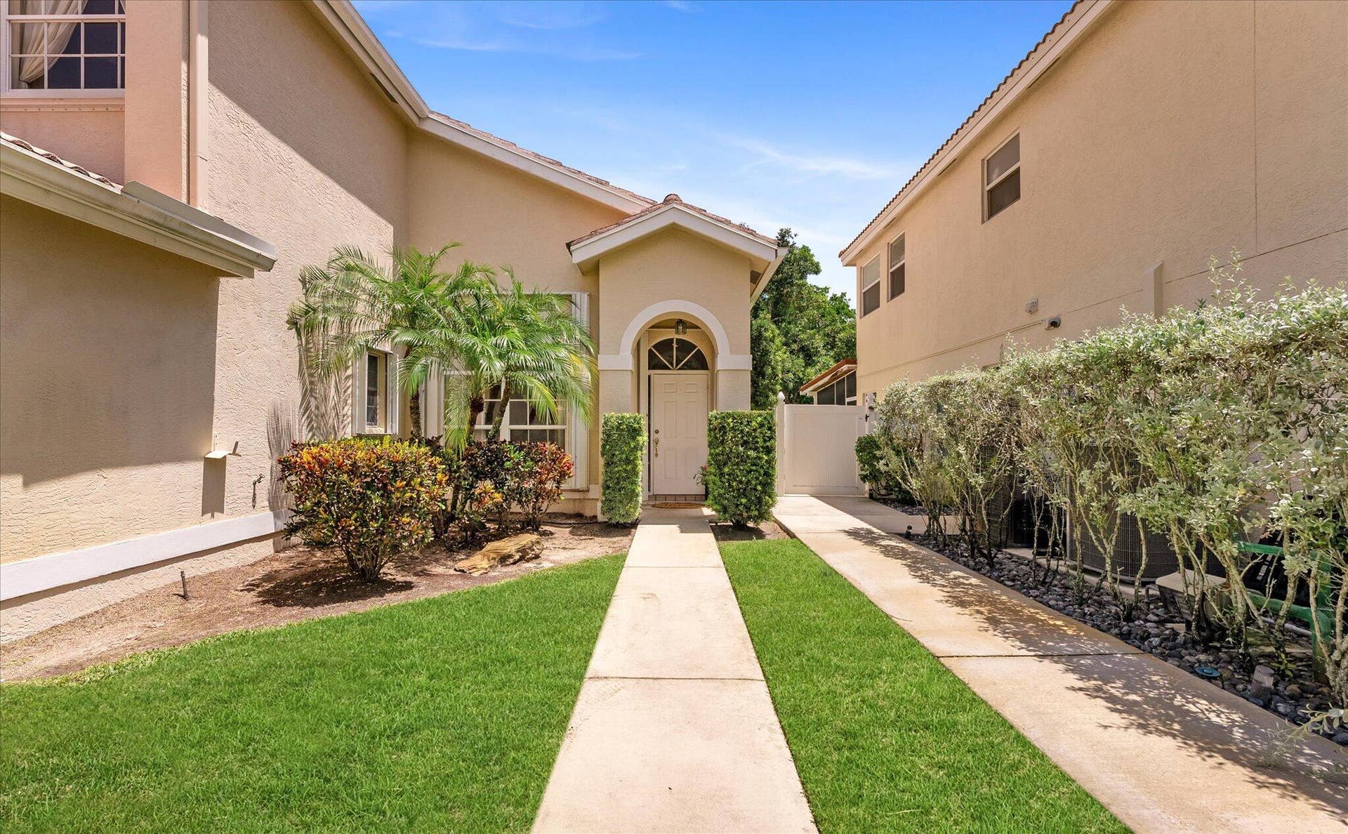 10796 Crescendo Circle, Boca Raton, FL 33498 04-4