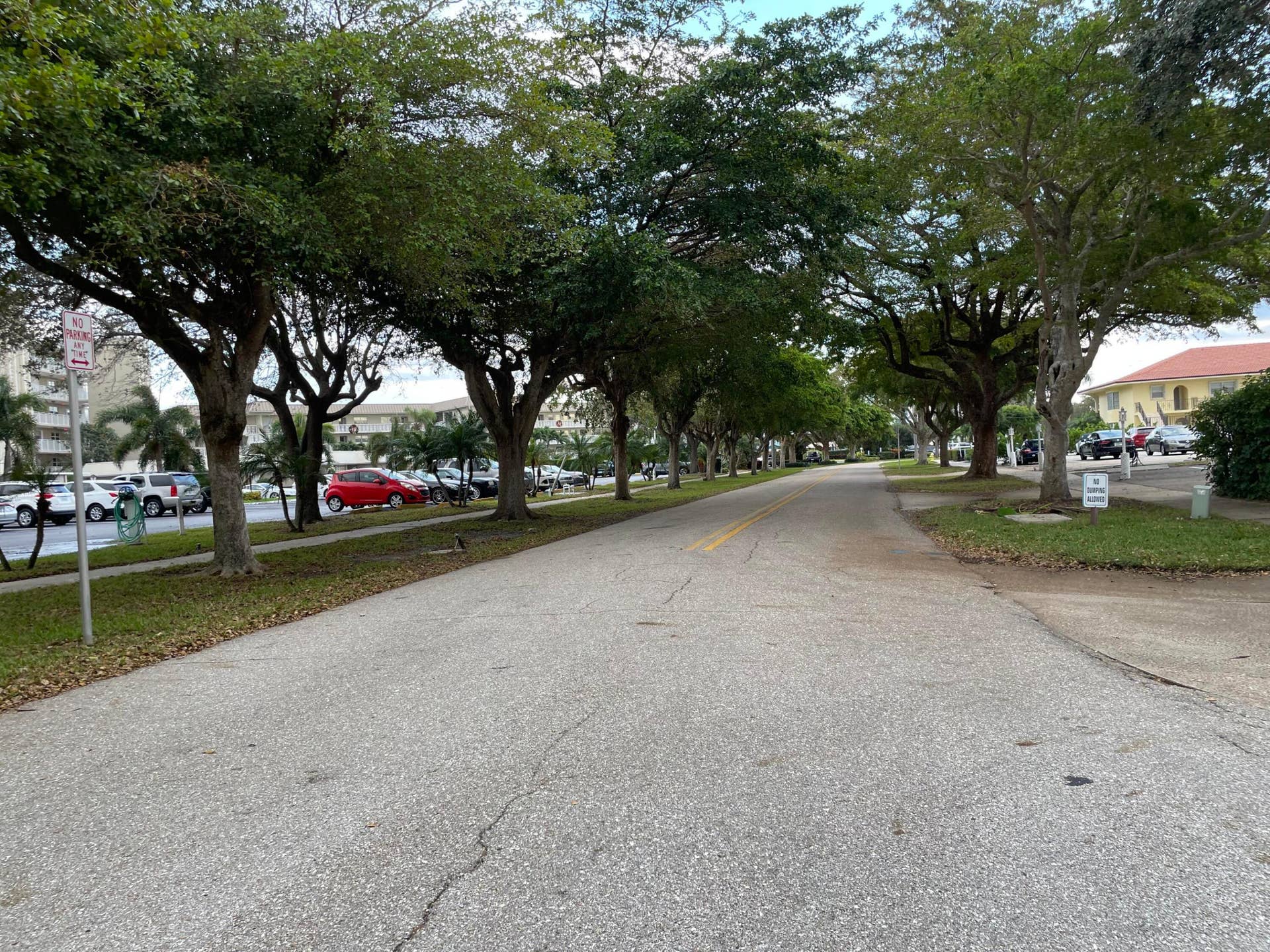 37 Yacht Club Drive, #303, North Palm Beach, FL 33408 Yacht Club Drive-walk to Country Club