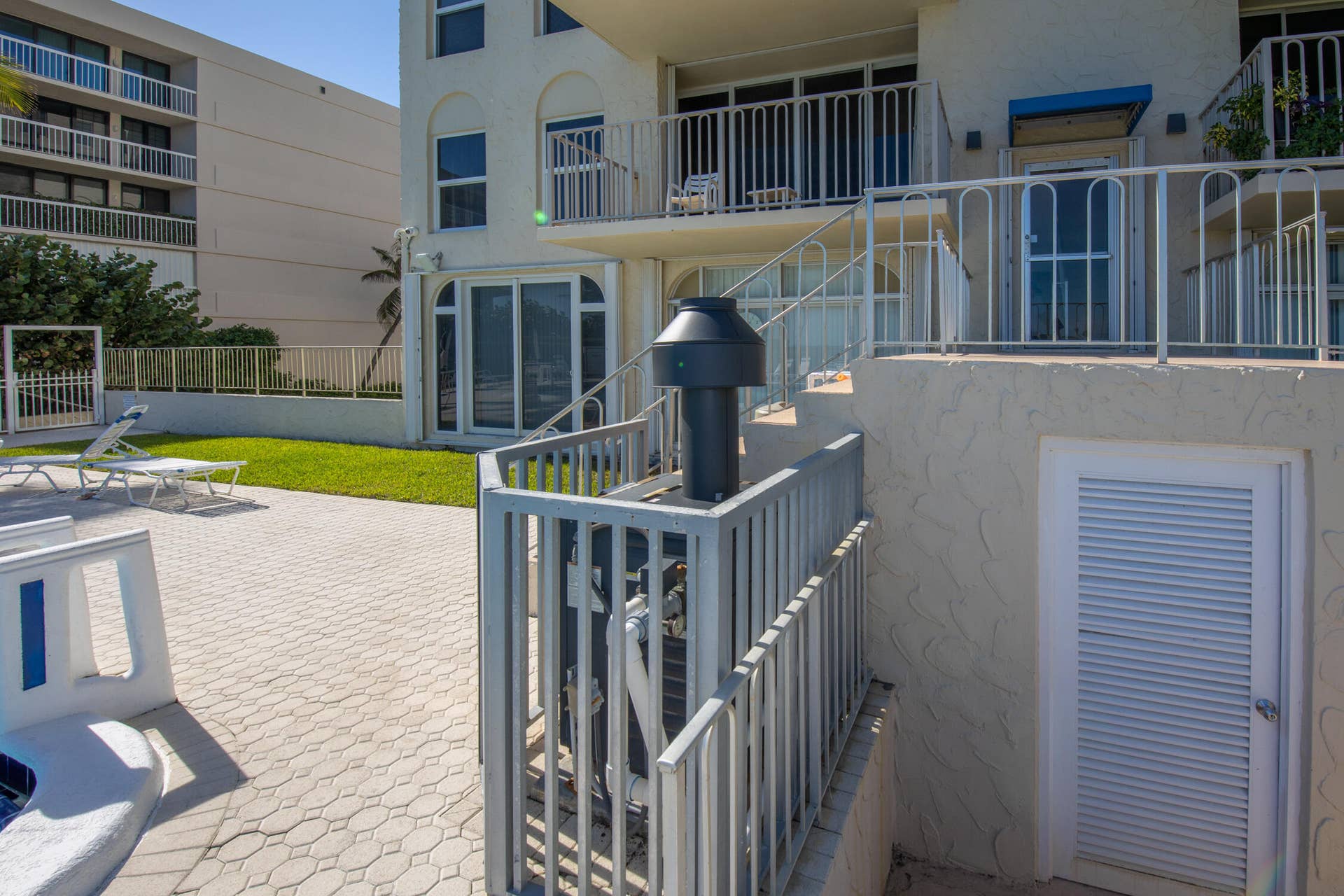 3230 S OCEAN Boulevard, #E609, Palm Beach, Palm Beach, FL 33480 4R7A2940