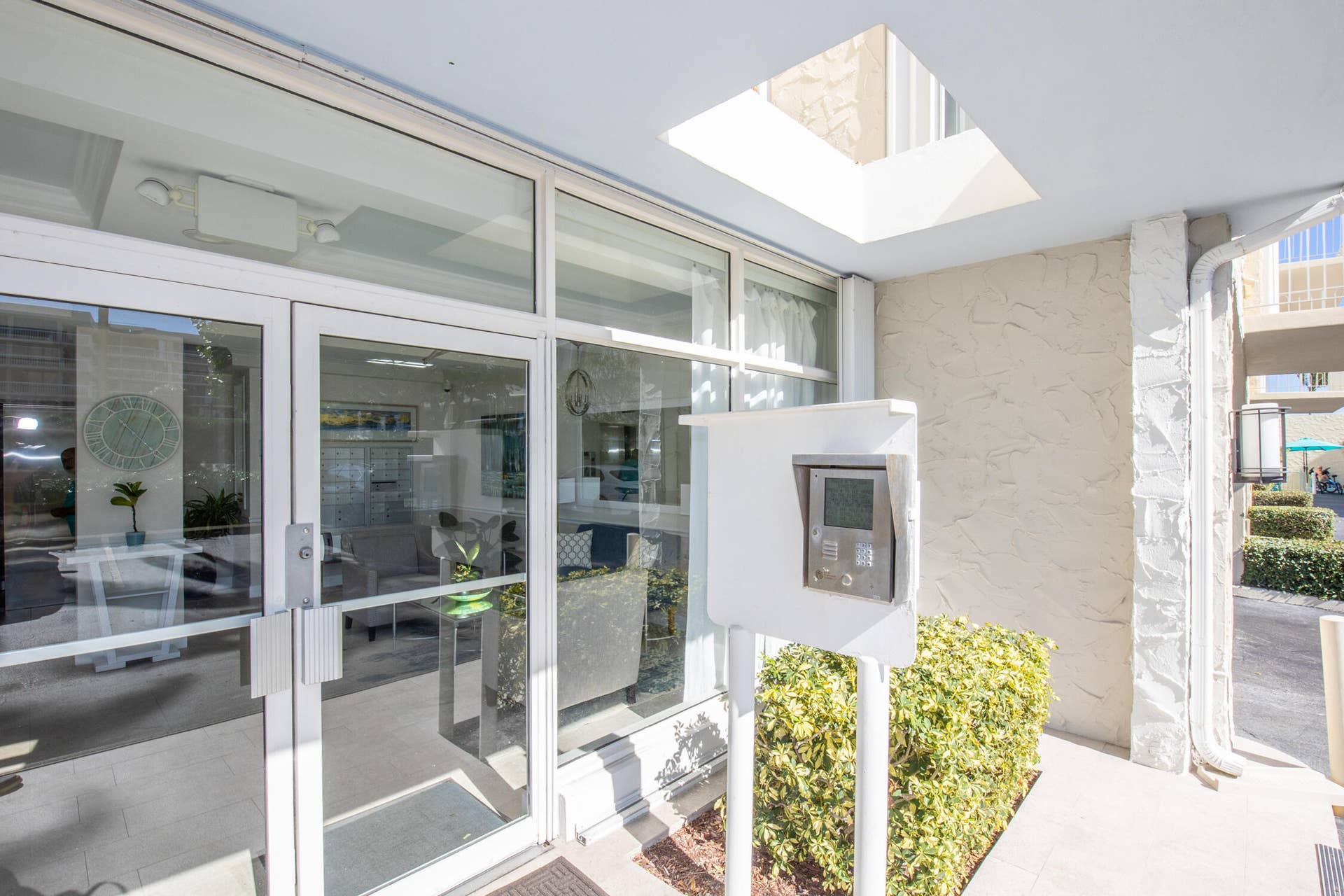 3230 S OCEAN Boulevard, #E609, Palm Beach, Palm Beach, FL 33480 4R7A2912