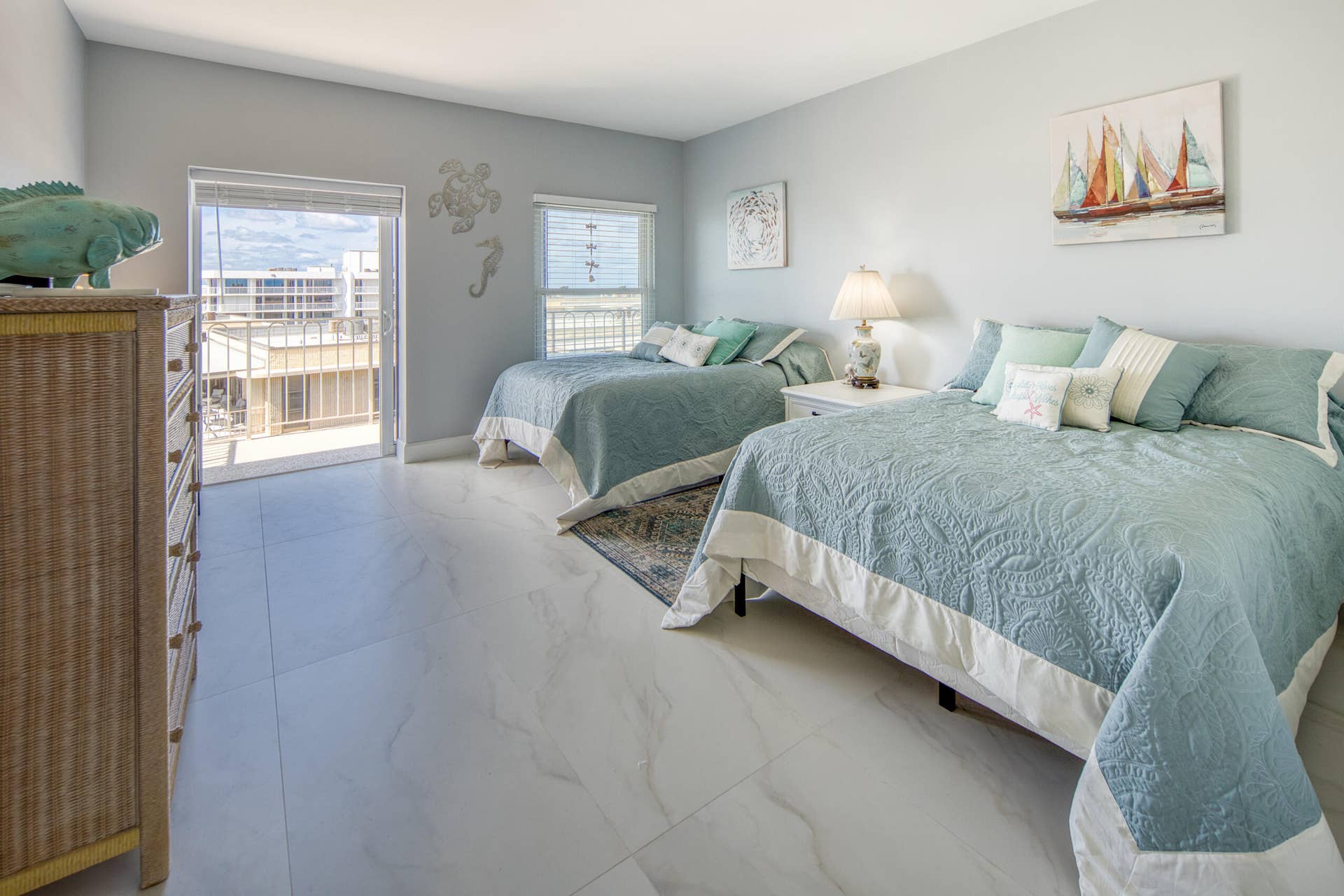 3230 S OCEAN Boulevard, #E609, Palm Beach, Palm Beach, FL 33480 4R7A5525_hdr