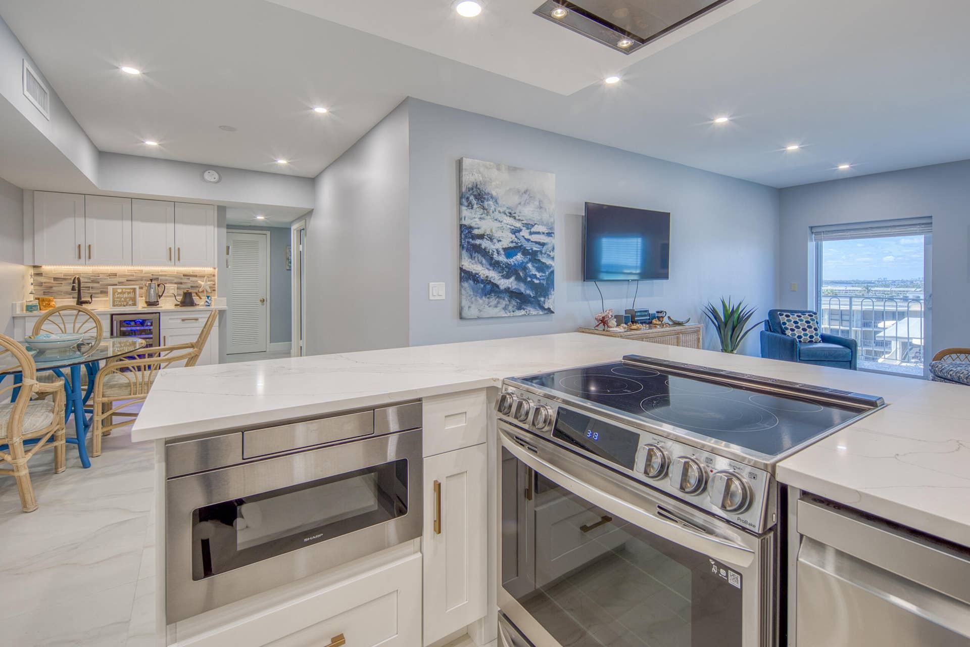 3230 S OCEAN Boulevard, #E609, Palm Beach, Palm Beach, FL 33480 4R7A5638_hdr