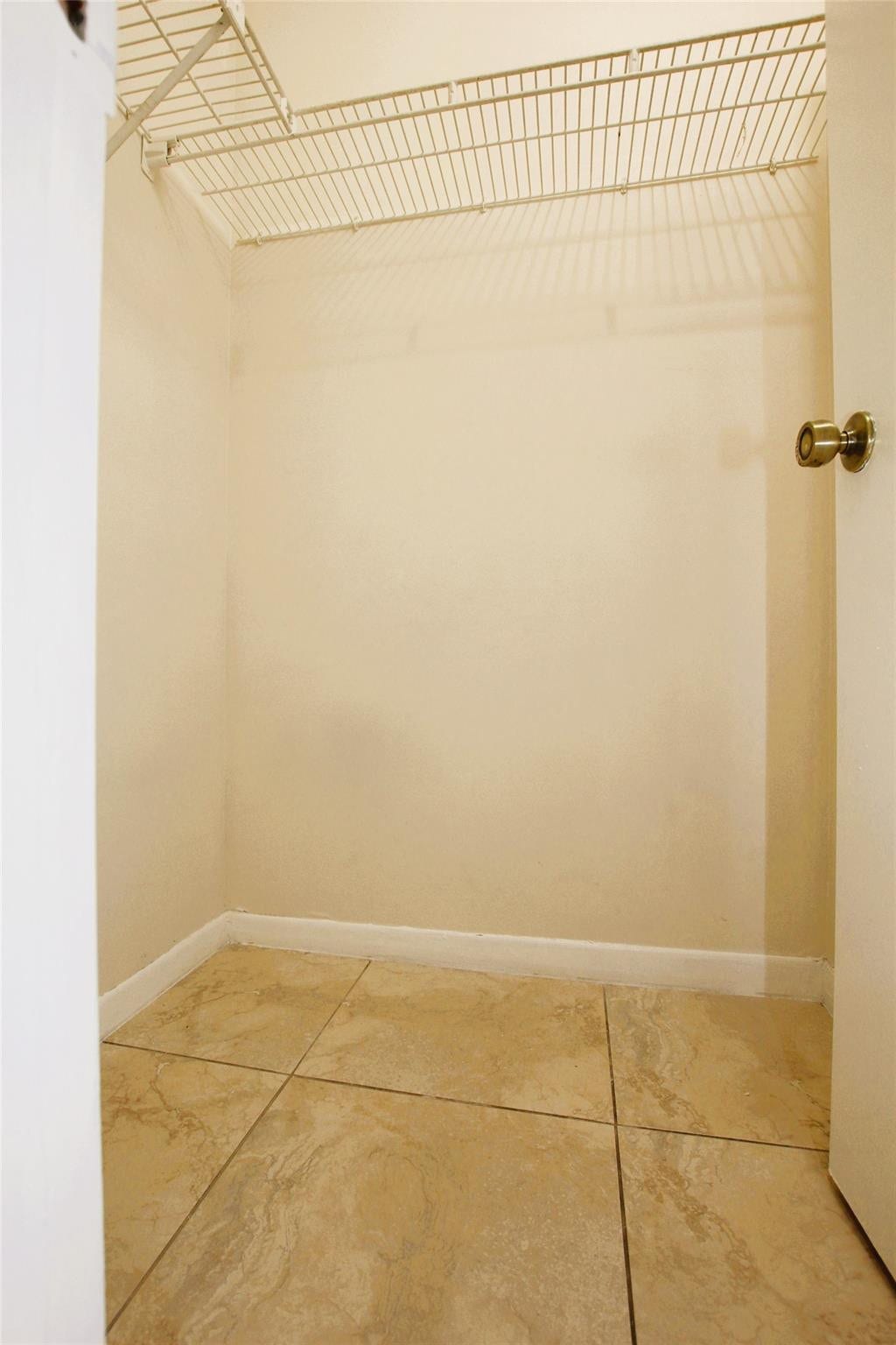 5200 NW 31st Avenue, #96, Fort Lauderdale, FL 33309 Walk in Closet