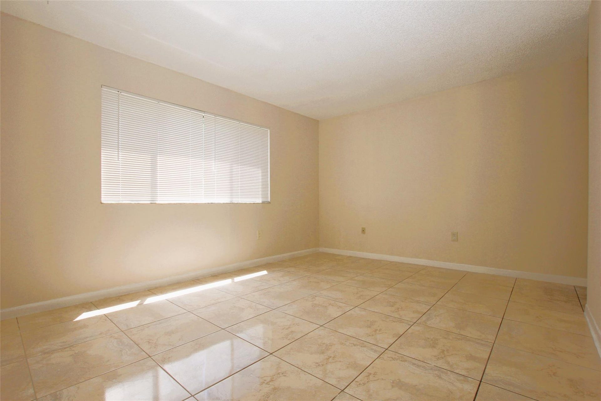 5200 NW 31st Avenue, #96, Fort Lauderdale, FL 33309 Master Bedroom