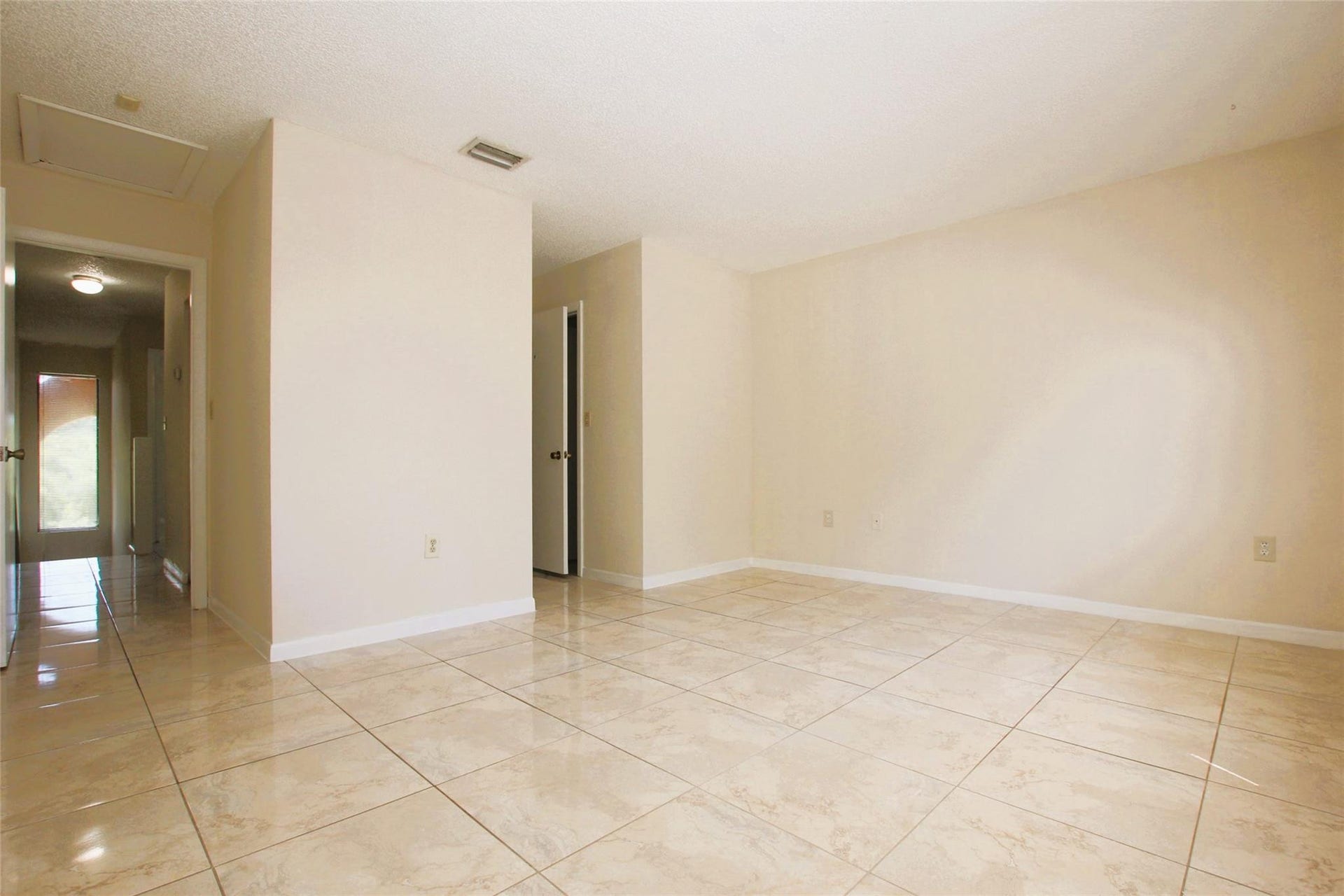 5200 NW 31st Avenue, #96, Fort Lauderdale, FL 33309 Master Bedroom