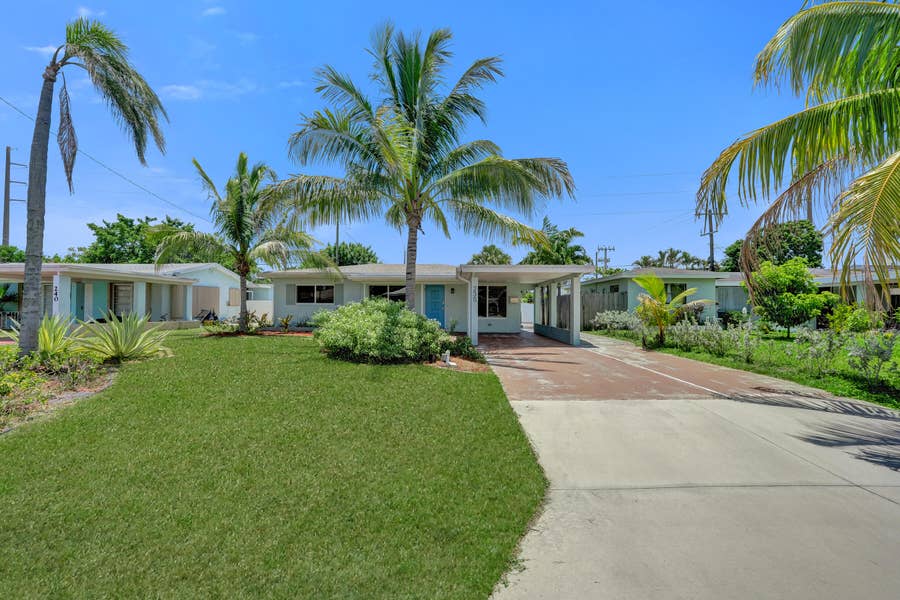 Property photo for 230 NE 45TH Street, Oakland Park, FL