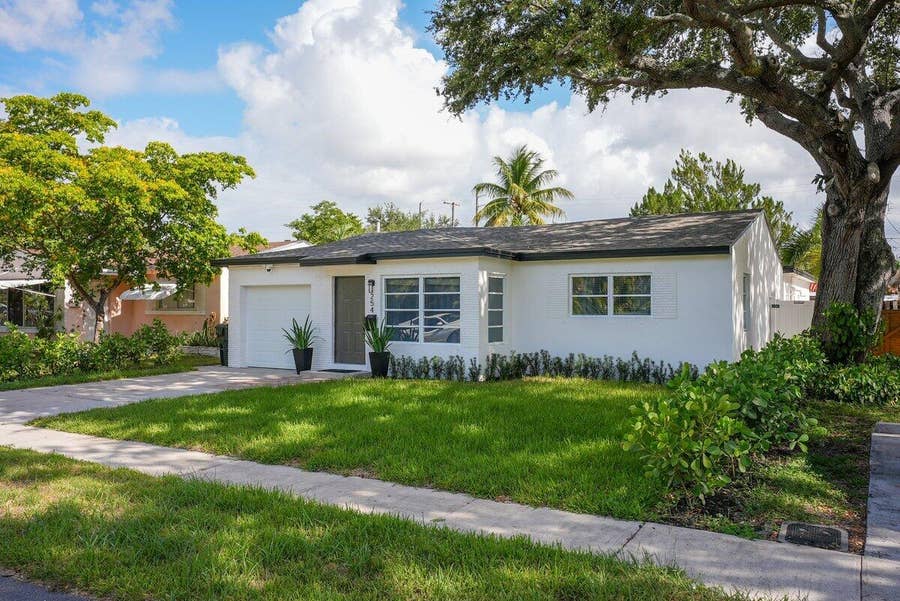 Property photo for 254 SW 6th Street, Dania Beach, FL
