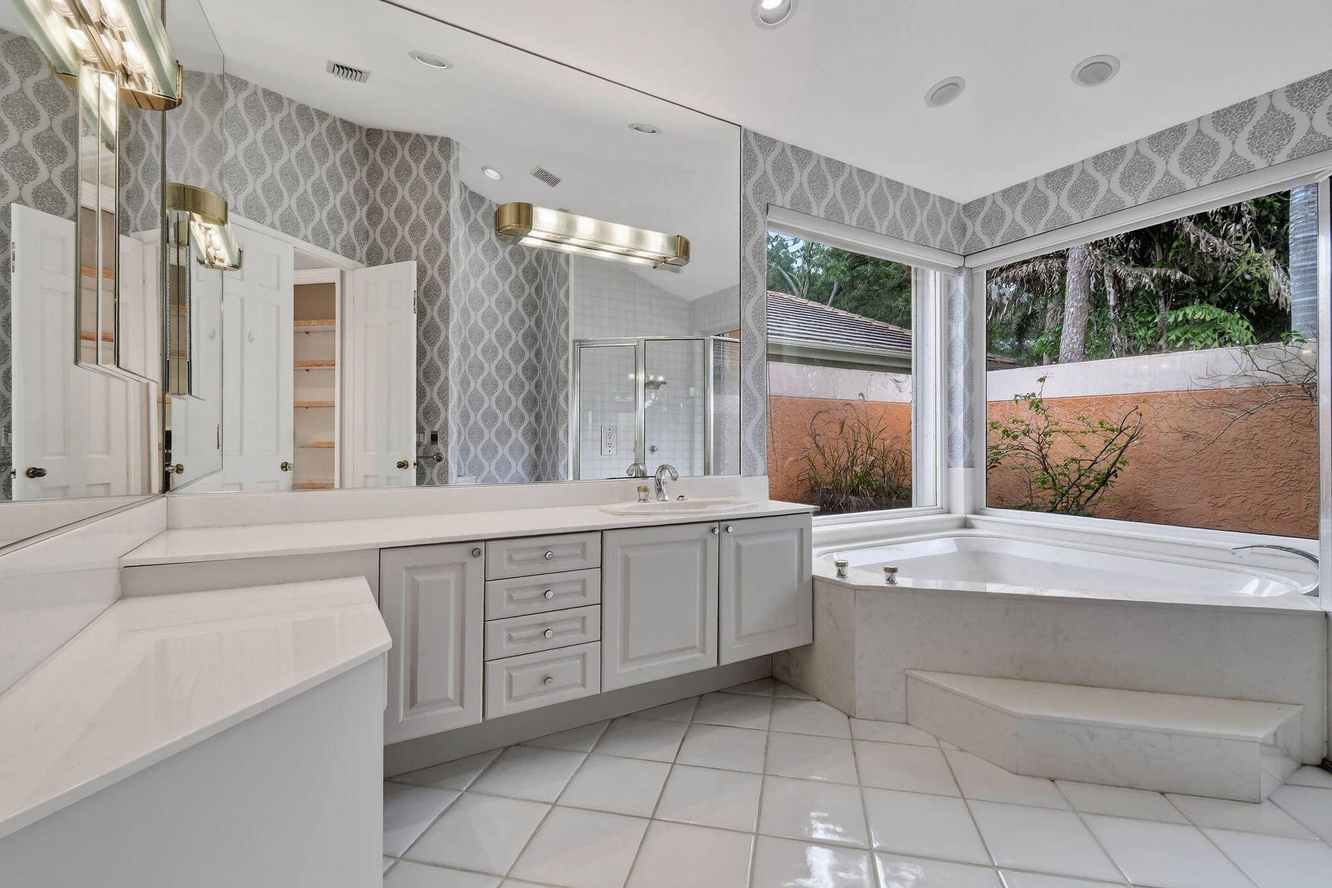 108 N River Drive W, Jupiter, FL 33458 108NorthRiverDrW(44)