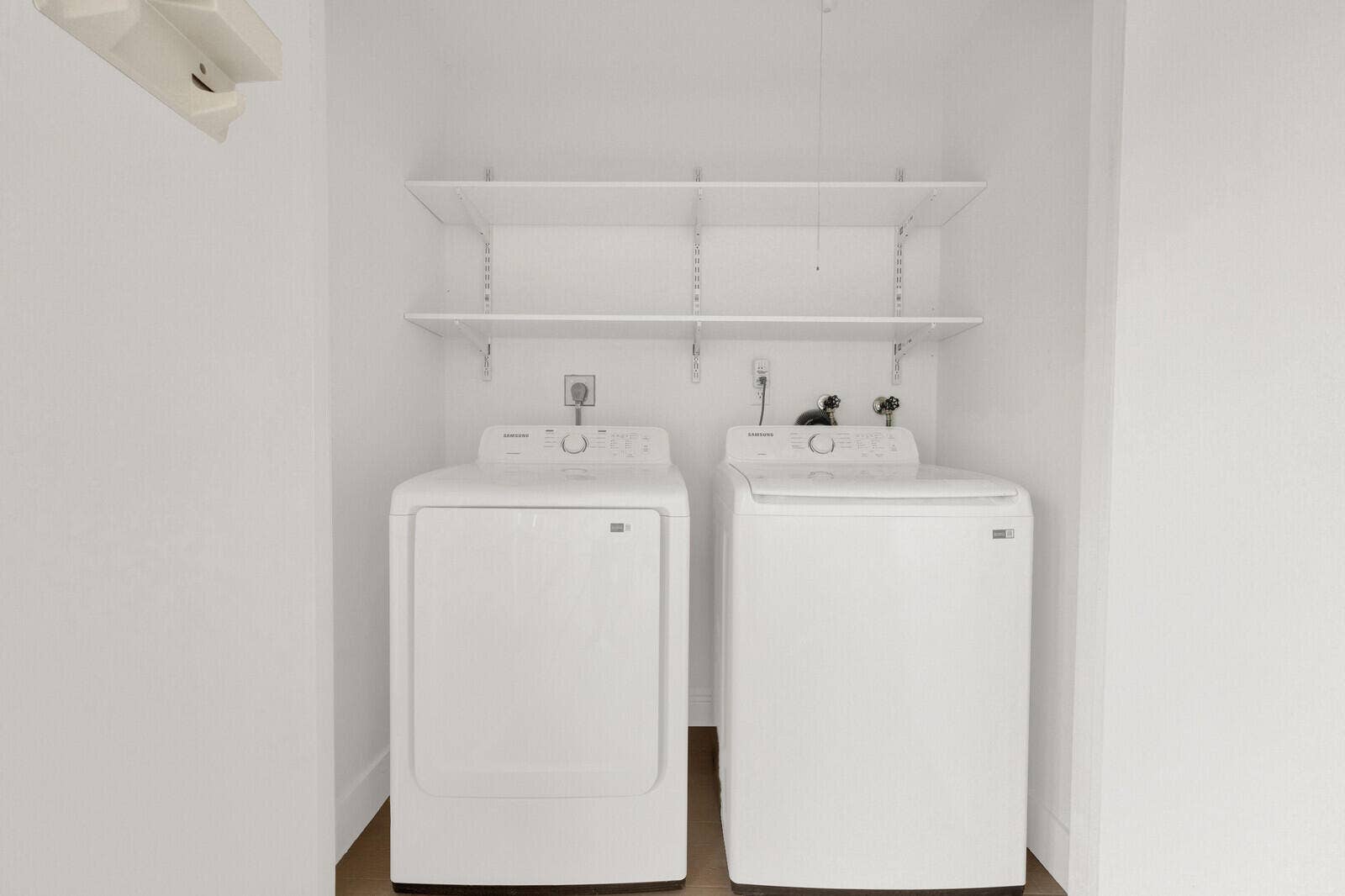 9165 SW 14th Street, #1204, Boca Raton, FL 33428 Laundry