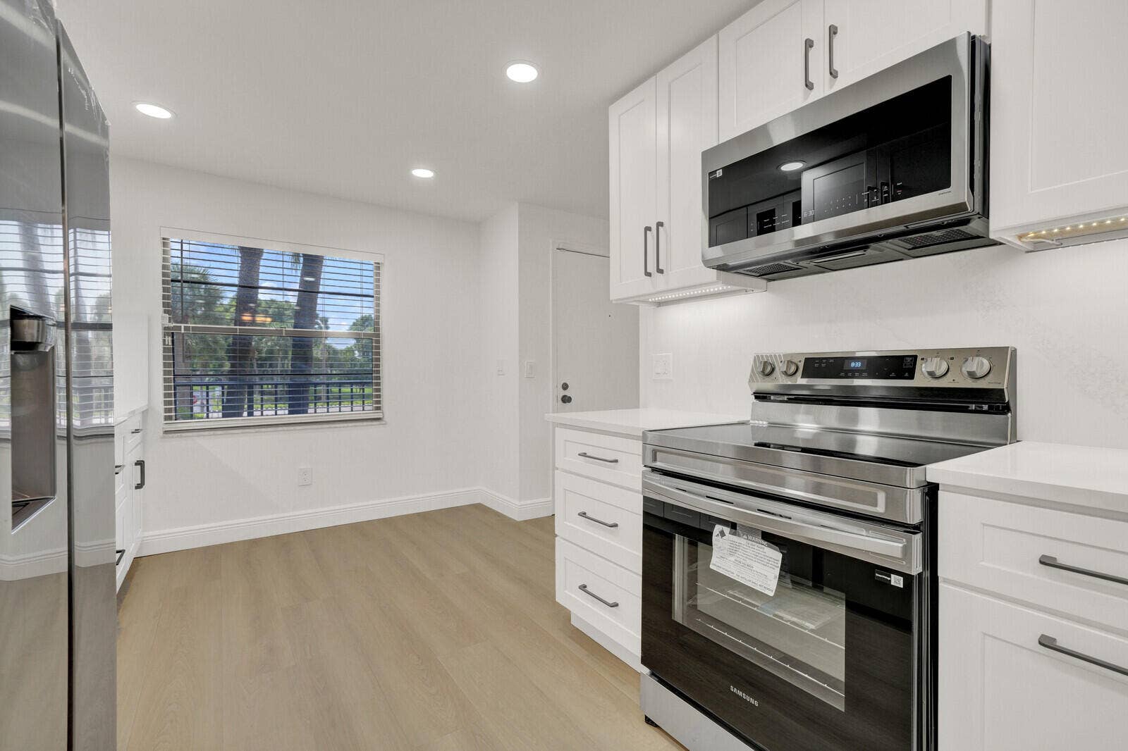 9165 SW 14th Street, #1204, Boca Raton, FL 33428 Kitchen