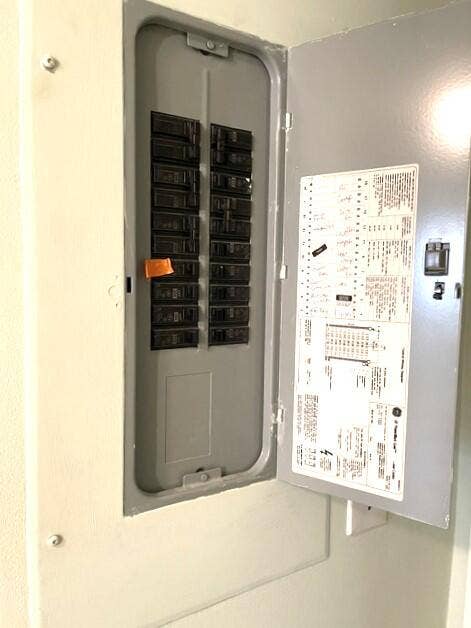237 HIGH POINT Court W, #A, Delray Beach, FL 33445 Updatd electrical panel
