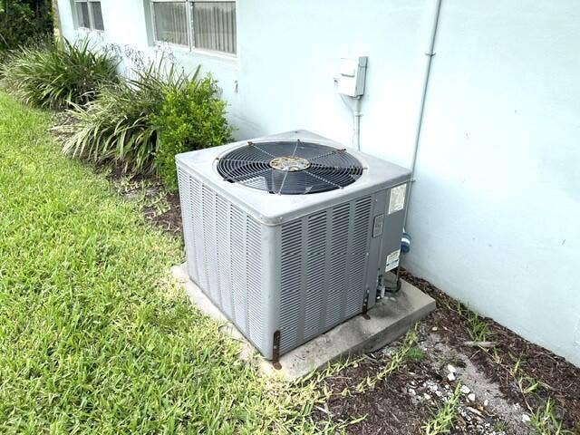 237 HIGH POINT Court W, #A, Delray Beach, FL 33445 AC August 2018