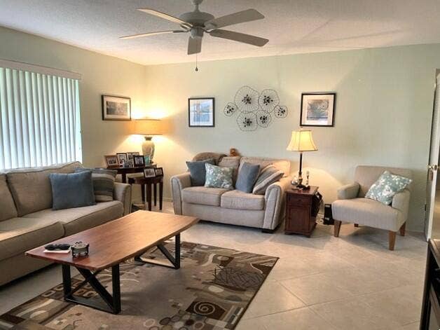 237 HIGH POINT Court W, #A, Delray Beach, FL 33445 Living room 2