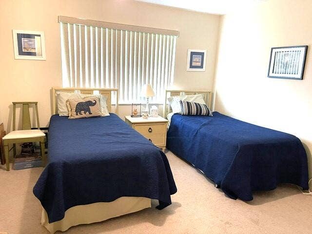 237 HIGH POINT Court W, #A, Delray Beach, FL 33445 Guest bedroom