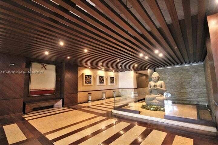 5875 COLLINS Avenue, #1606, Miami Beach, FL 33140 20230512200440682973000000-o