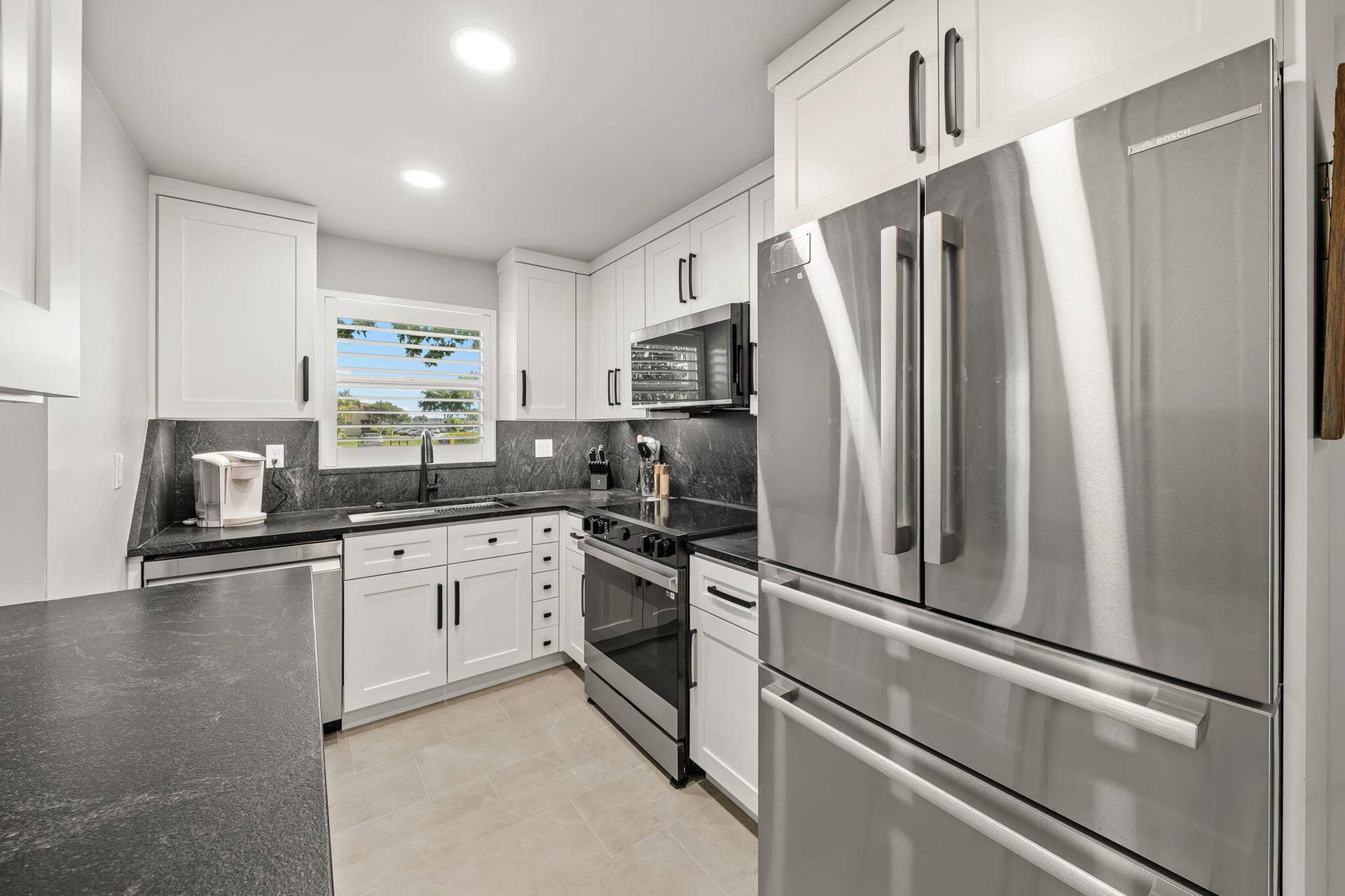 135 ANDOVER F, West Palm Beach, FL 33417 Custom Kitchen