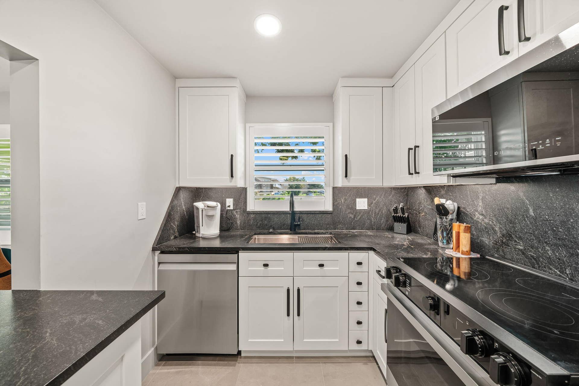 135 ANDOVER F, West Palm Beach, FL 33417 Custom Kitchen