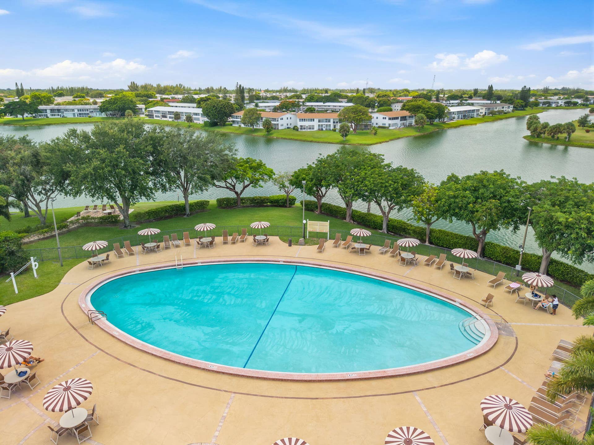 135 ANDOVER F, West Palm Beach, FL 33417 Community Pool