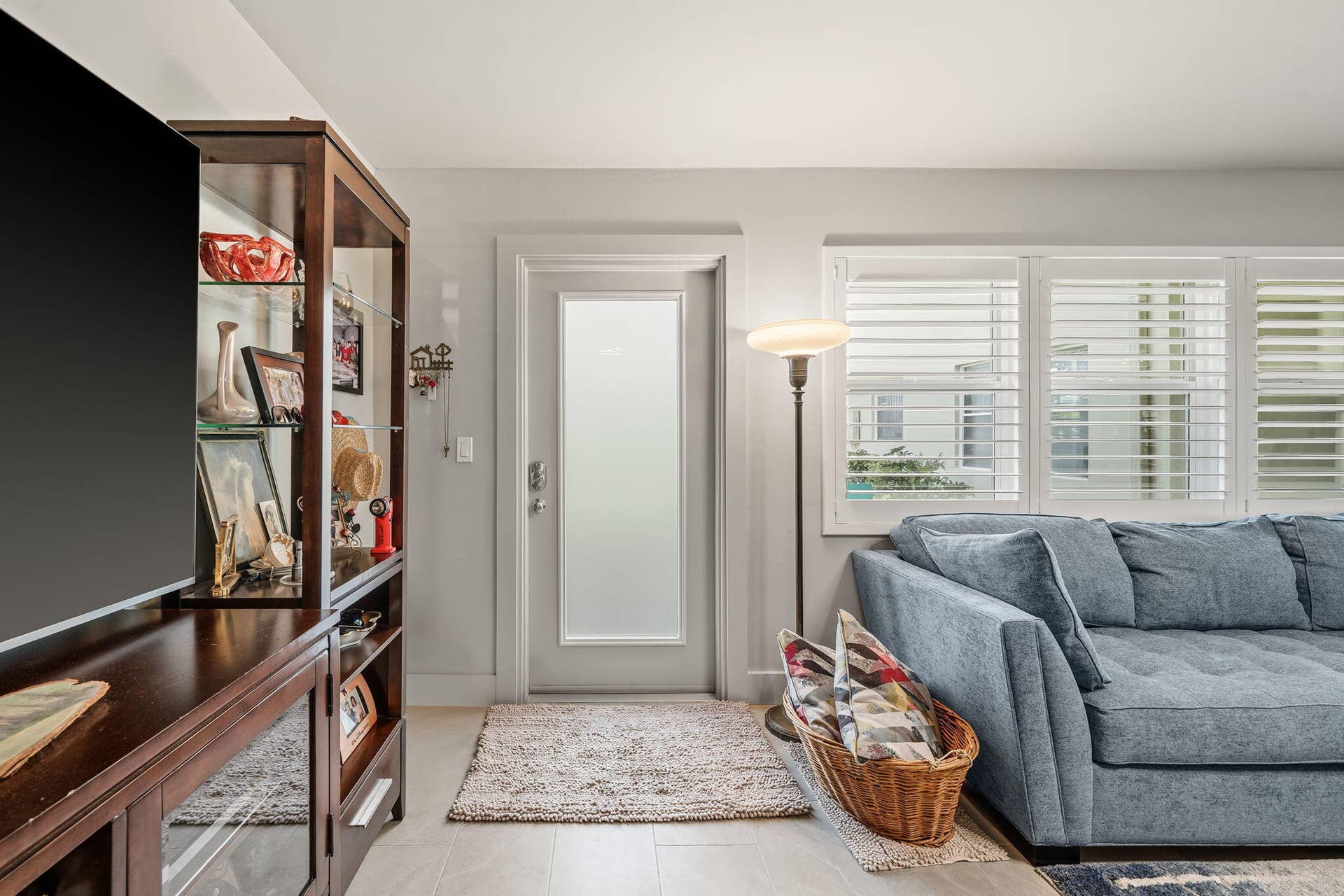 135 ANDOVER F, West Palm Beach, FL 33417 Front Entryway/Impact Door