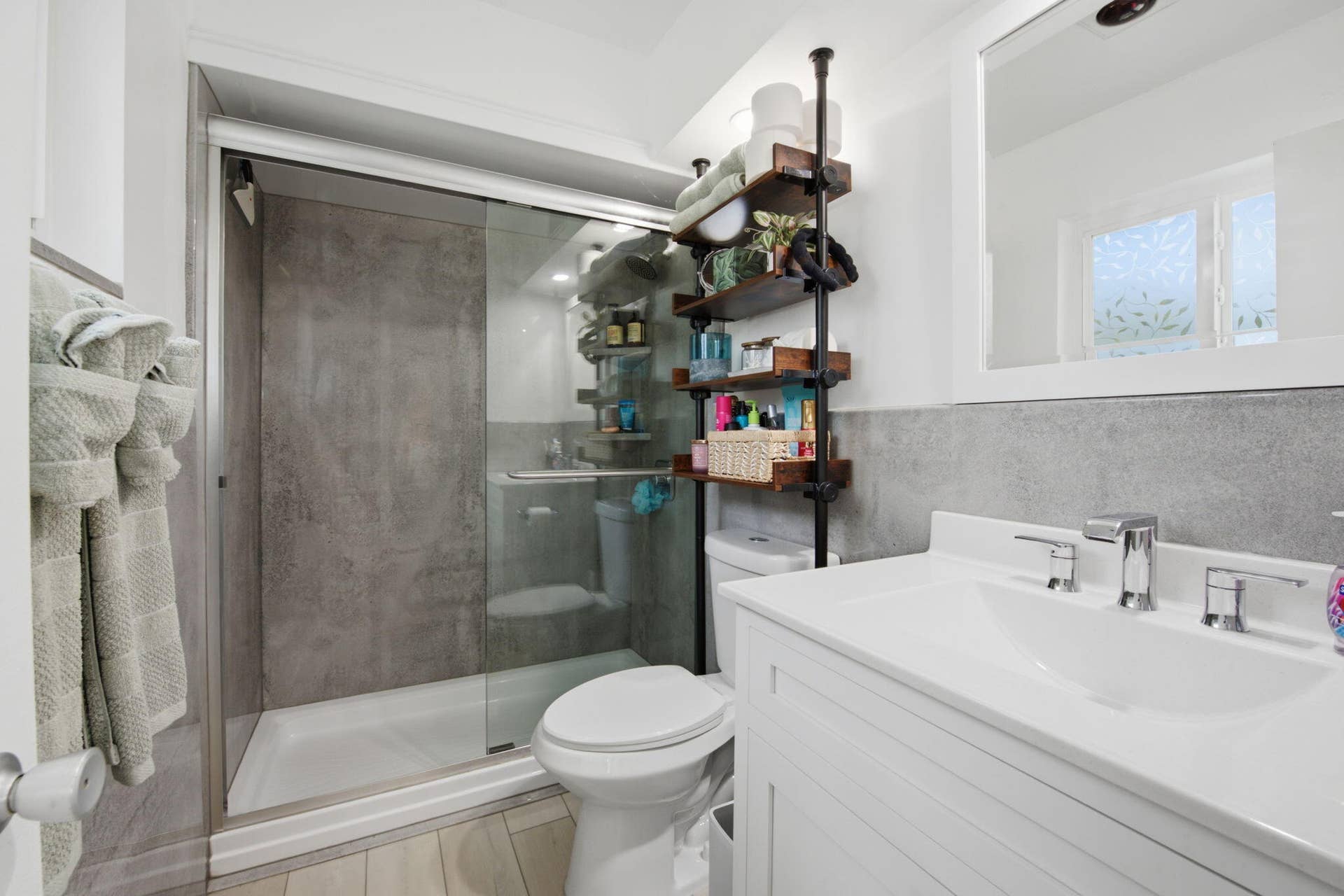 23-web-or-mls-BEC_03387