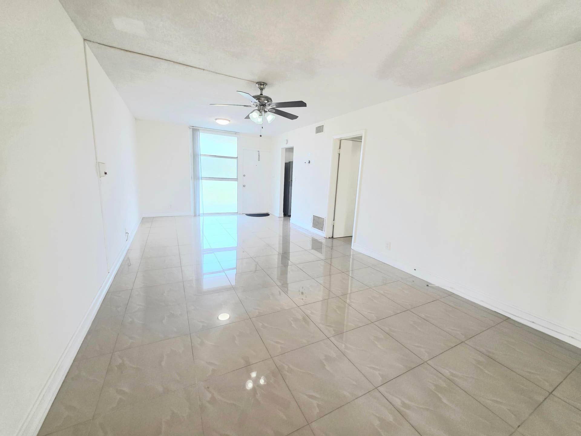 777 SE 2nd Avenue, #207, Deerfield Beach, FL 33441 Livingroom and dining room