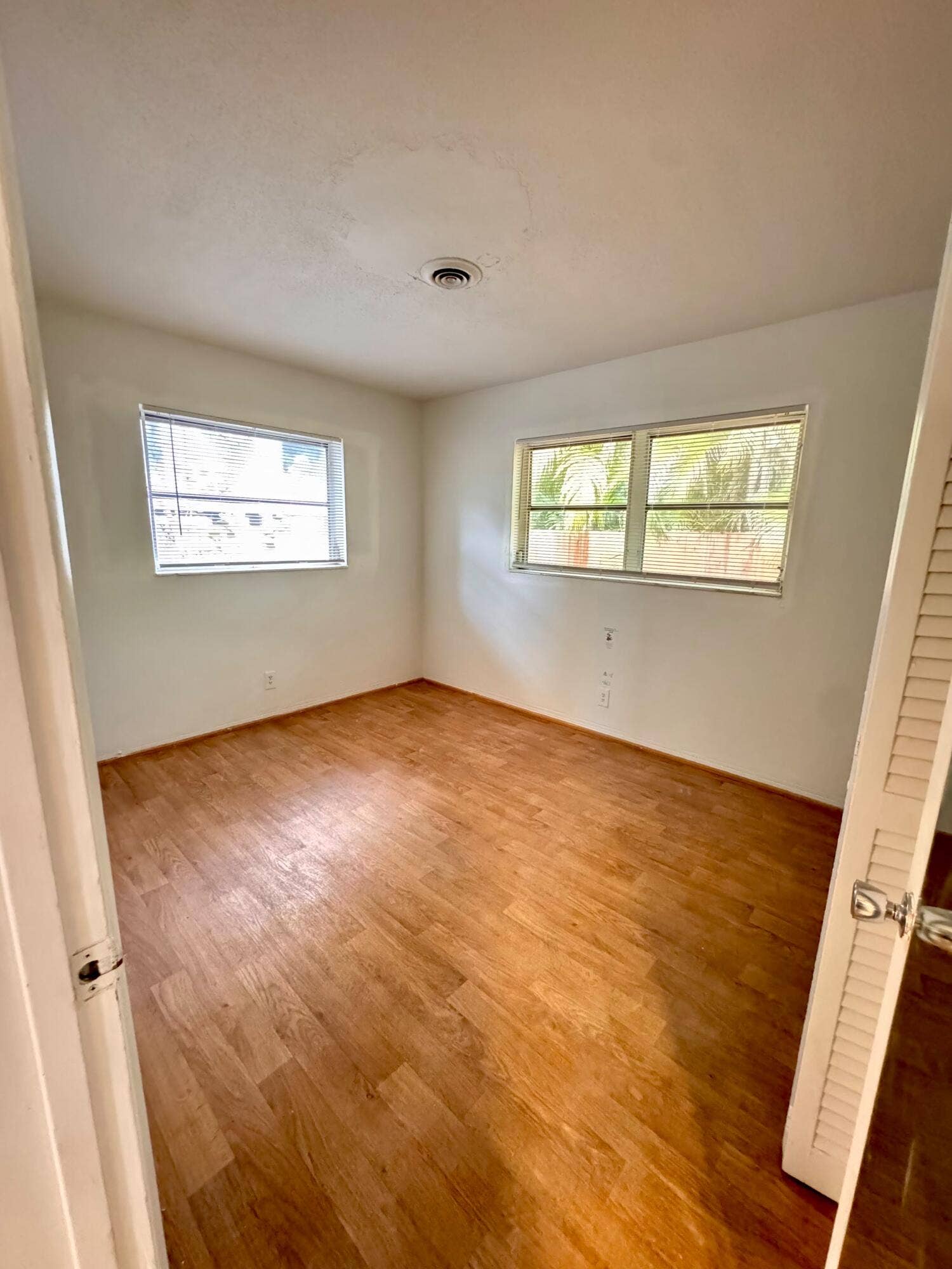1213 SE 1ST Street, #4, Fort Lauderdale, FL 33301 dca07ae2-7e07-4f20-8382-eb420aa4614d