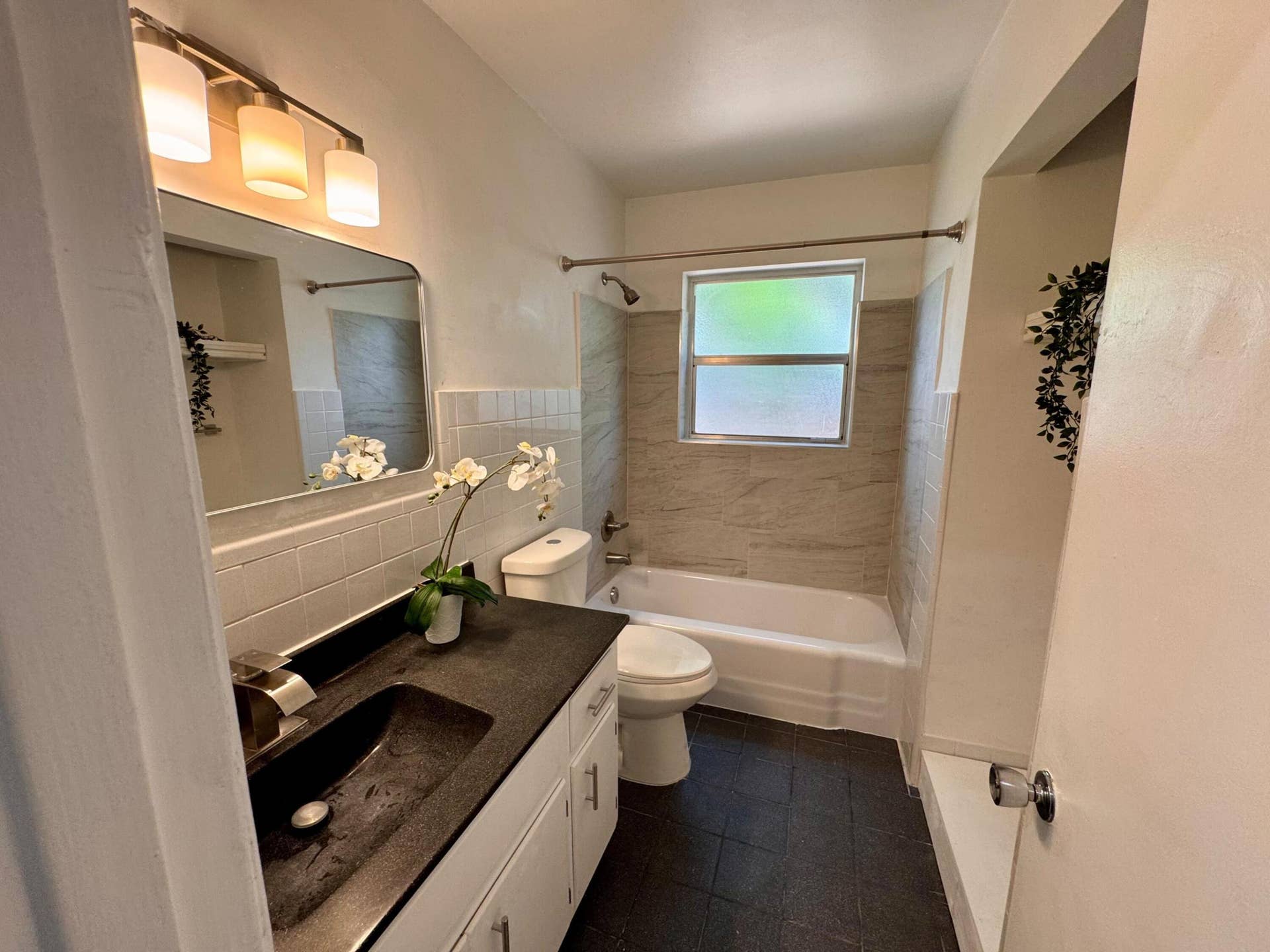 1213 SE 1ST Street, #4, Fort Lauderdale, FL 33301 ab845f5d-a8f7-4c7a-b03a-cf718716c63f