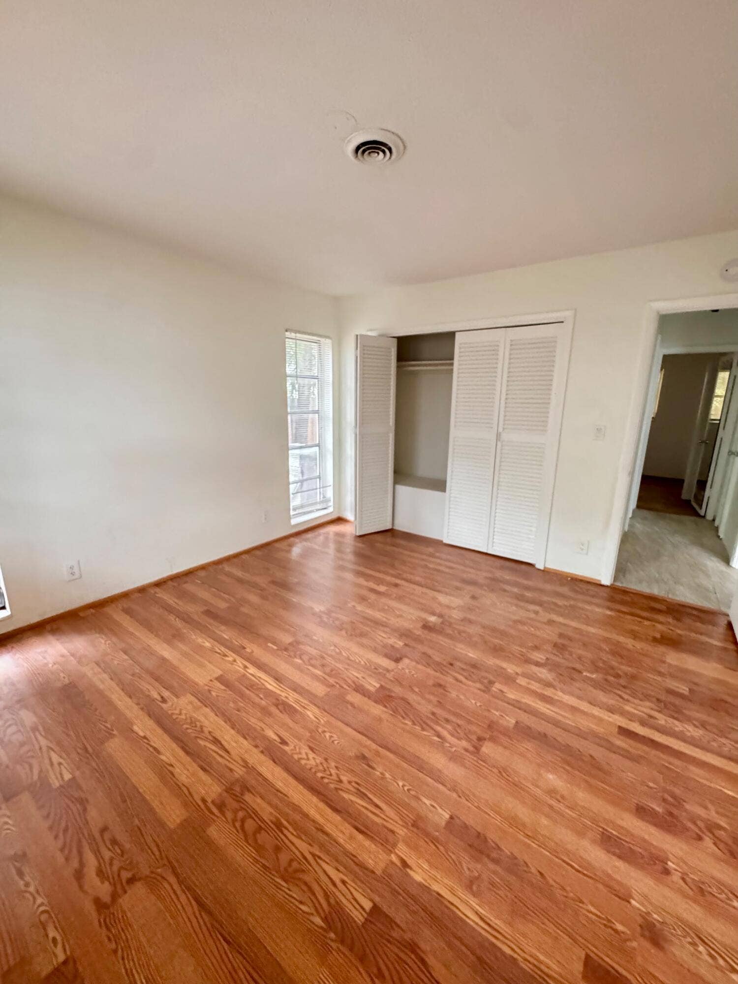 1213 SE 1ST Street, #4, Fort Lauderdale, FL 33301 753d20ea-ad30-40cf-a7ca-adfbb88e4f17