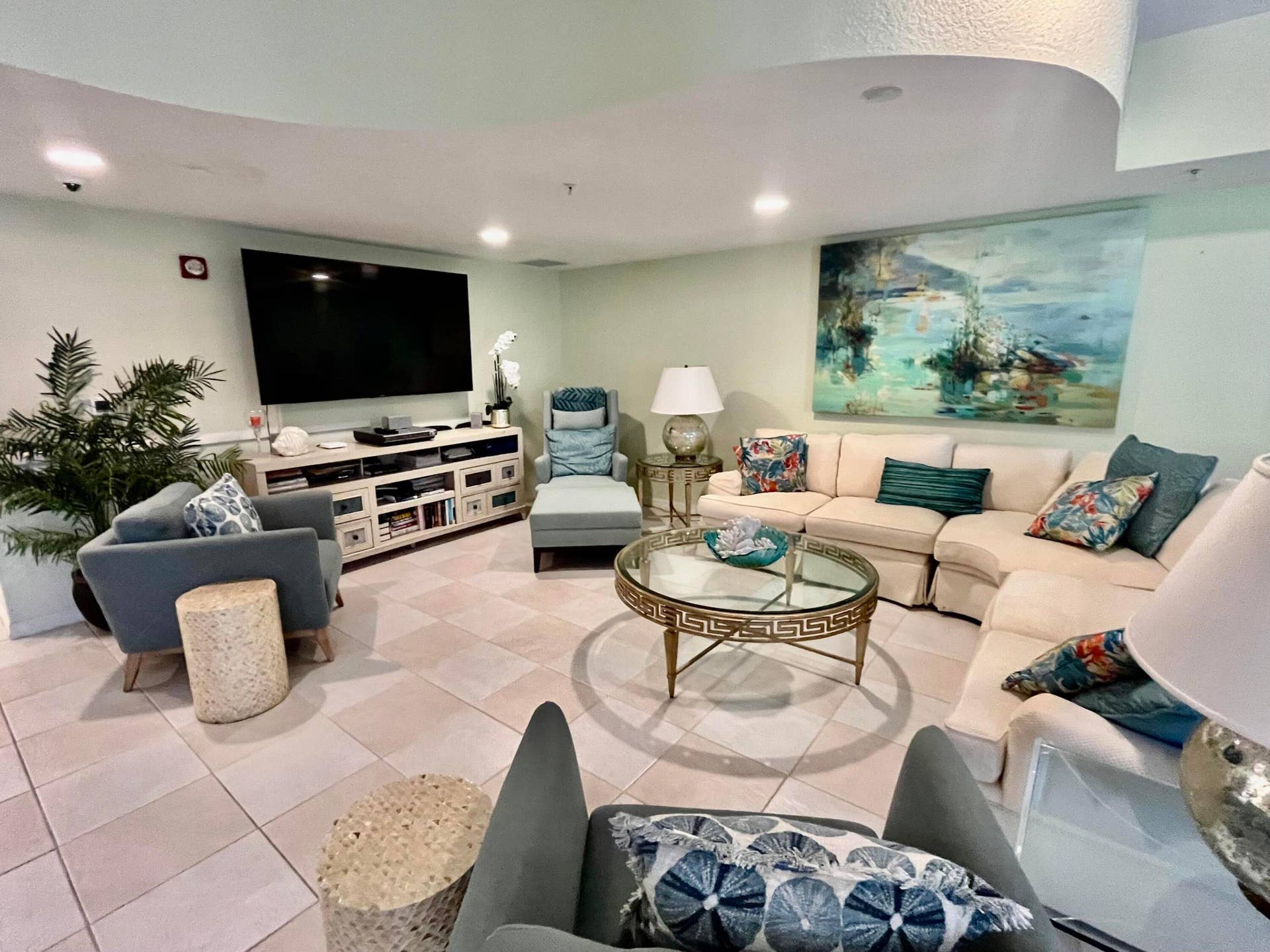 370 GOLFVIEW Road, #302, North Palm Beach, North Palm Beach, FL 33408 Community Room