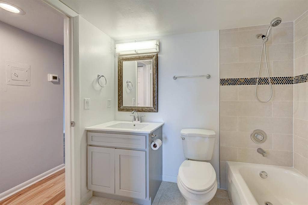342 Southwind Court, #216, North Palm Beach, FL 33408 southwind6