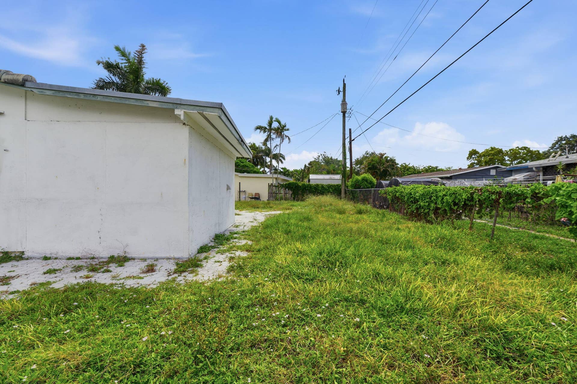 1640 NE 32ND Place, Pompano Beach, FL 33064 022_ListerPros