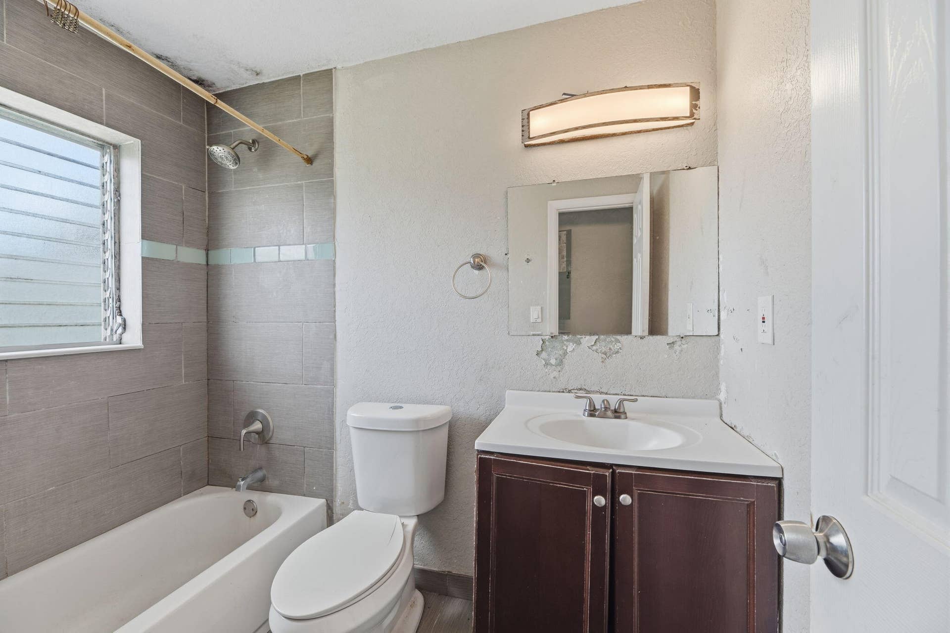 1640 NE 32ND Place, Pompano Beach, FL 33064 020_ListerPros