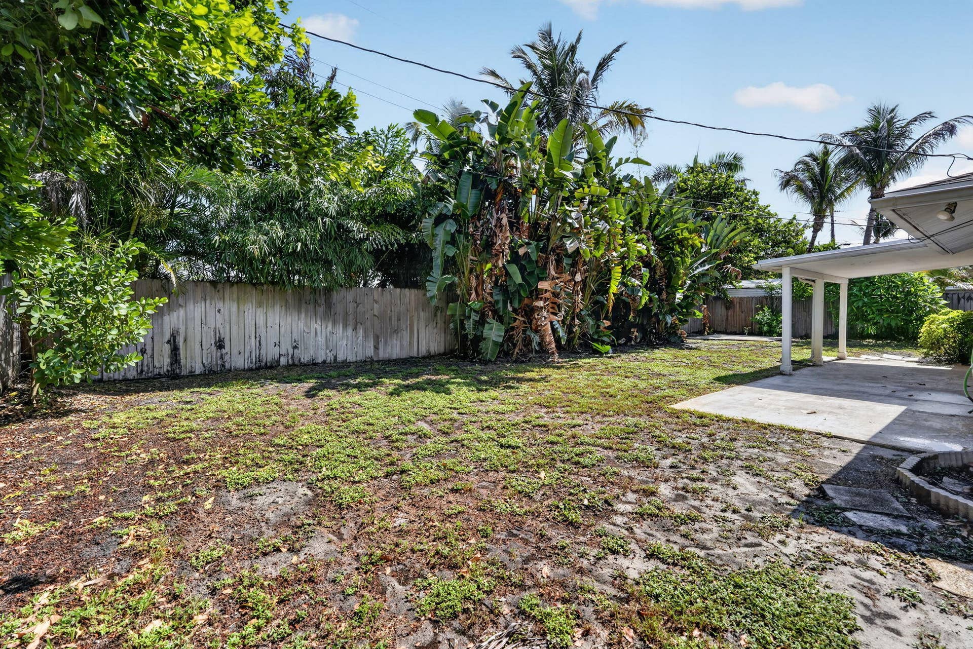 101 E Beverly Road E, Tequesta, Jupiter, FL 33469 .