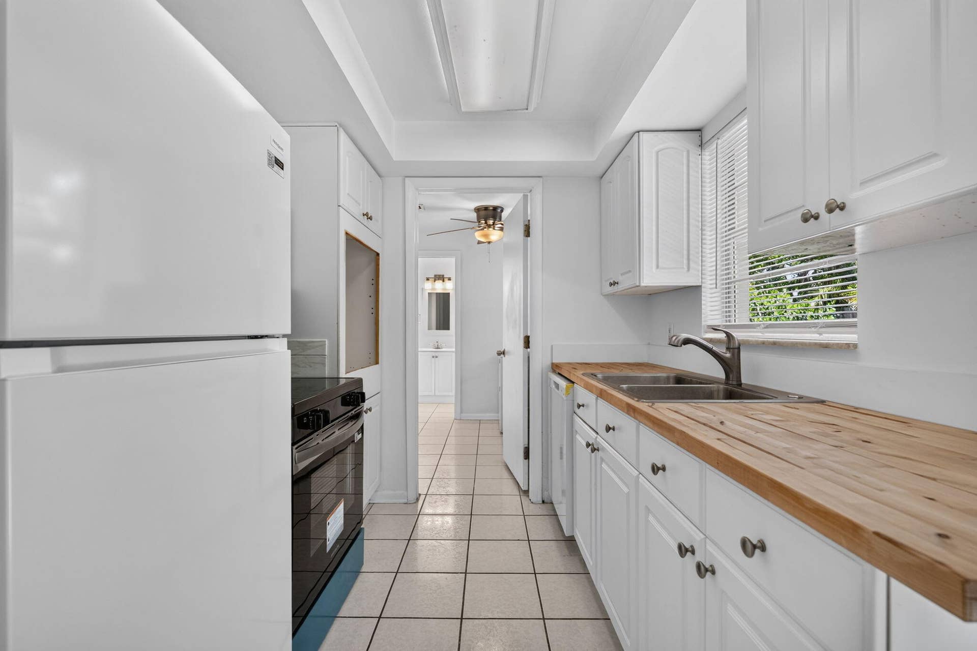101 E Beverly Road E, Tequesta, Jupiter, FL 33469 .