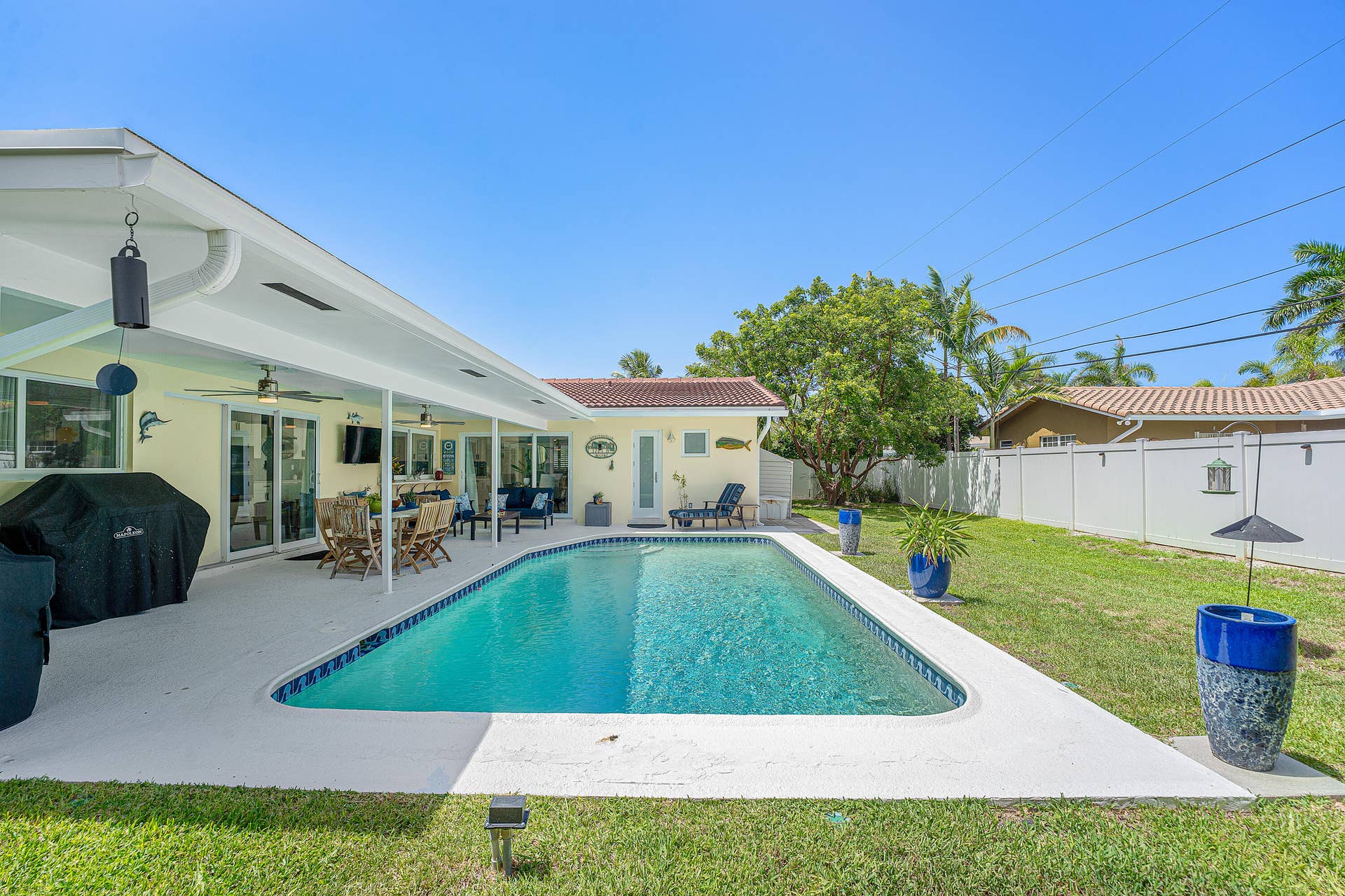 4430 NE 30th Avenue, Lighthouse Point, FL 33064 Backyard-4
