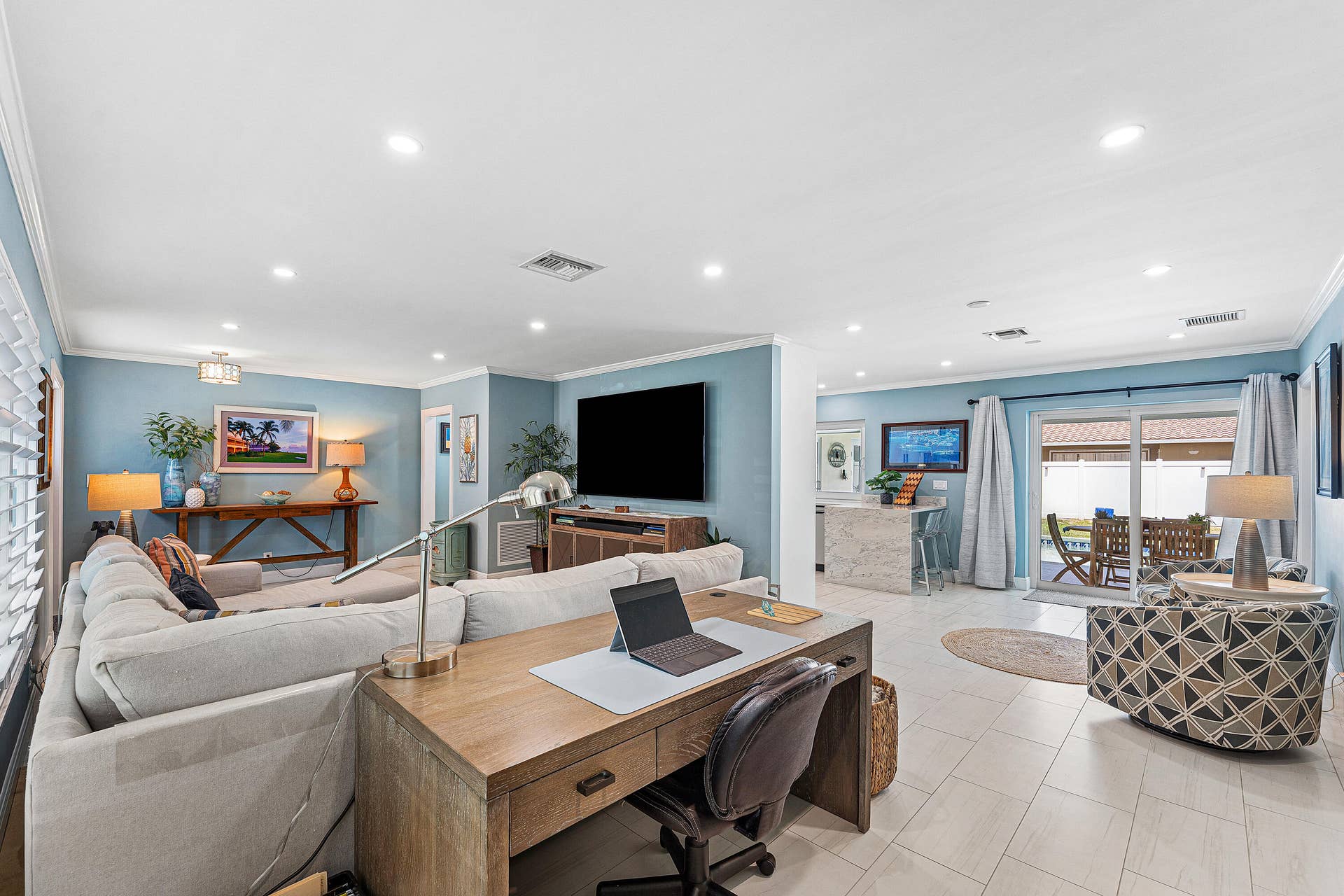 4430 NE 30th Avenue, Lighthouse Point, FL 33064 Living Room-2