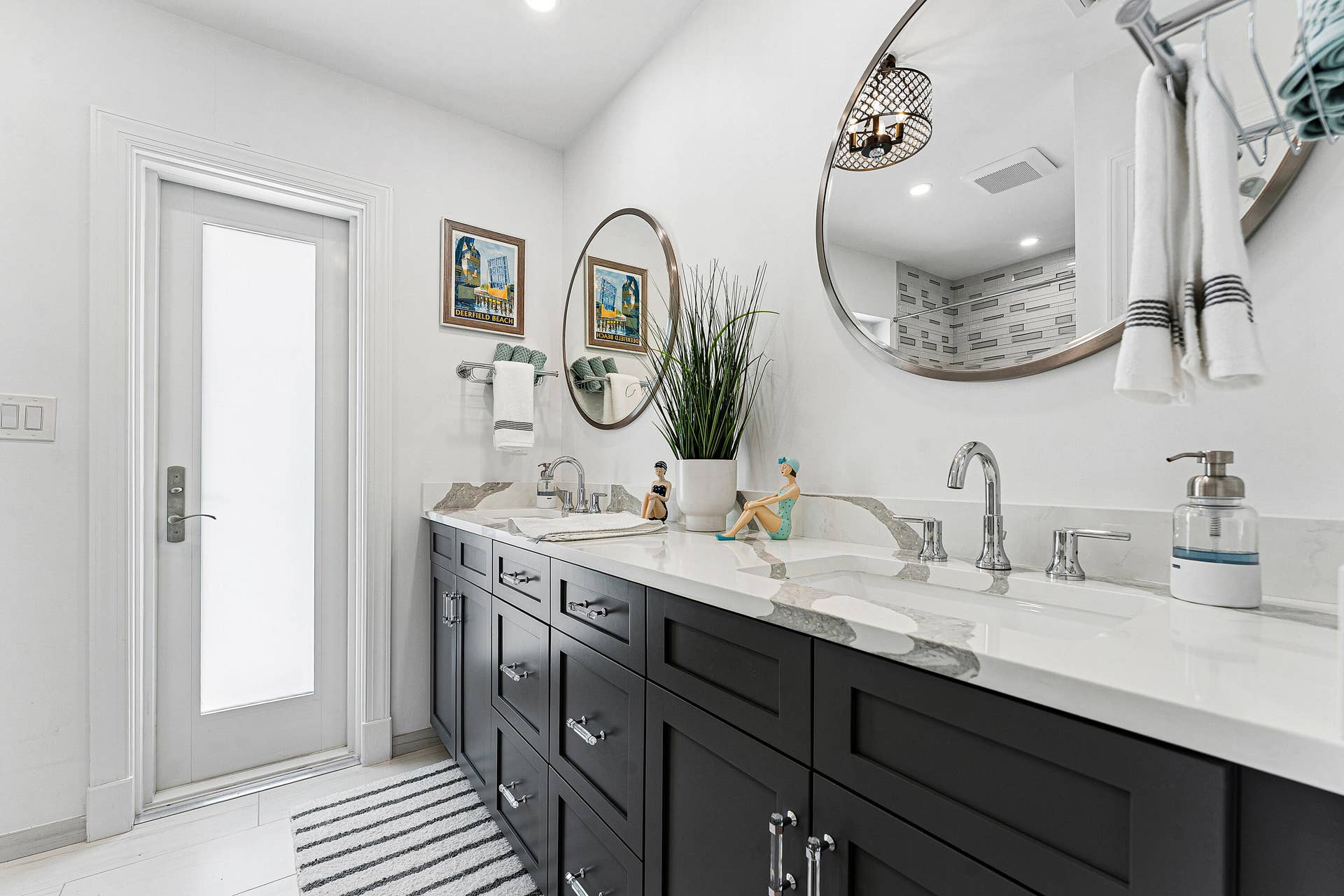 4430 NE 30th Avenue, Lighthouse Point, FL 33064 Guest Bathroom-1