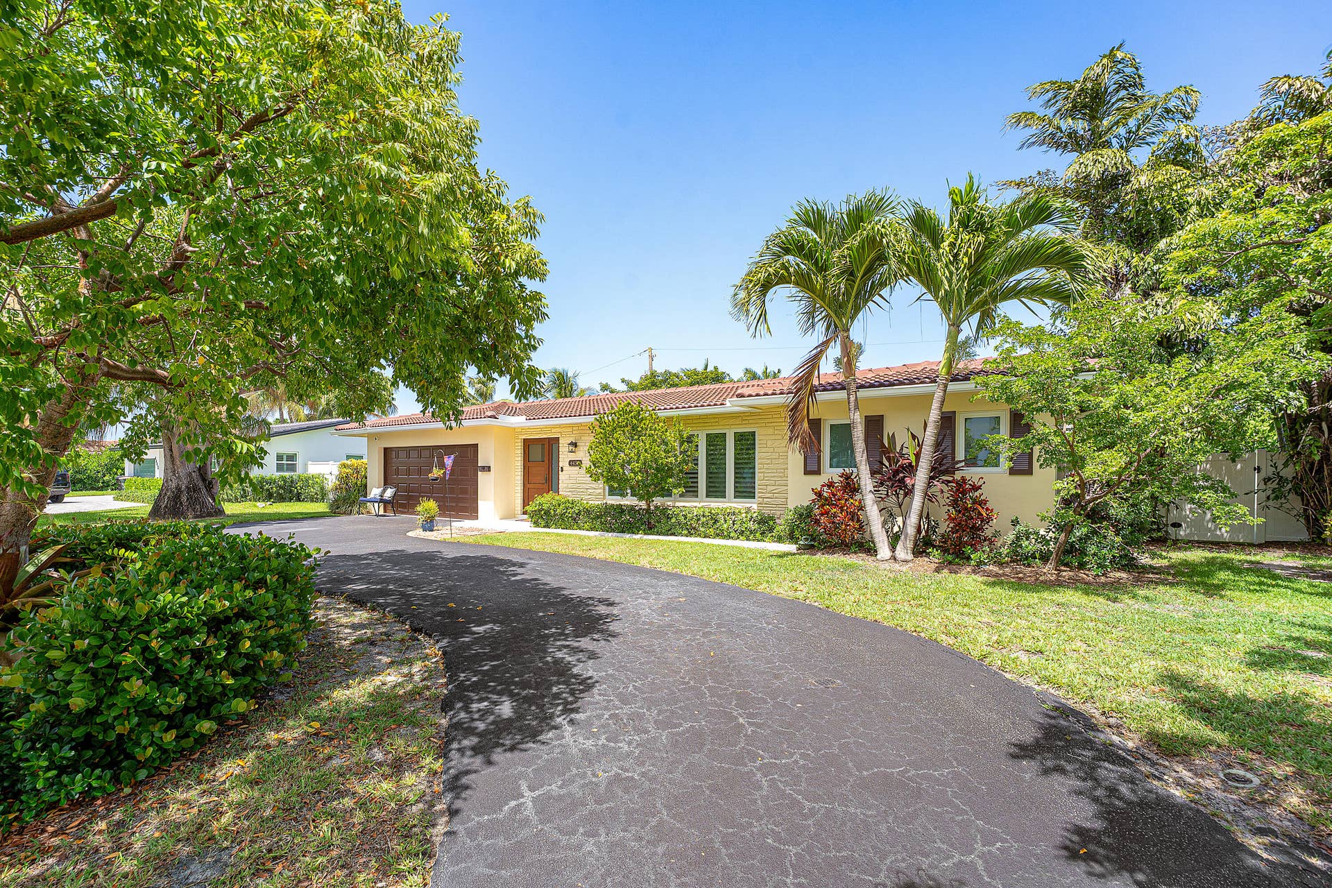 4430 NE 30th Avenue, Lighthouse Point, FL 33064 Front-2