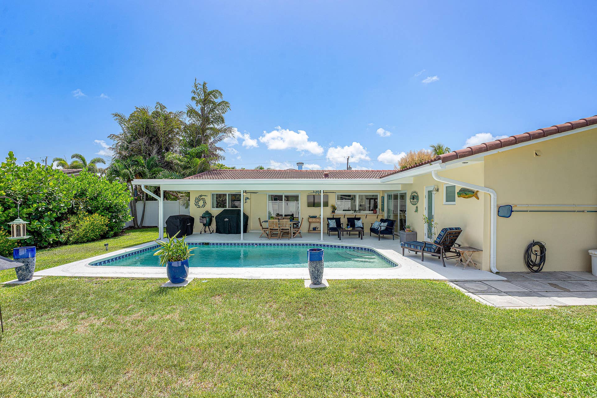 4430 NE 30th Avenue, Lighthouse Point, FL 33064 Backyard-2